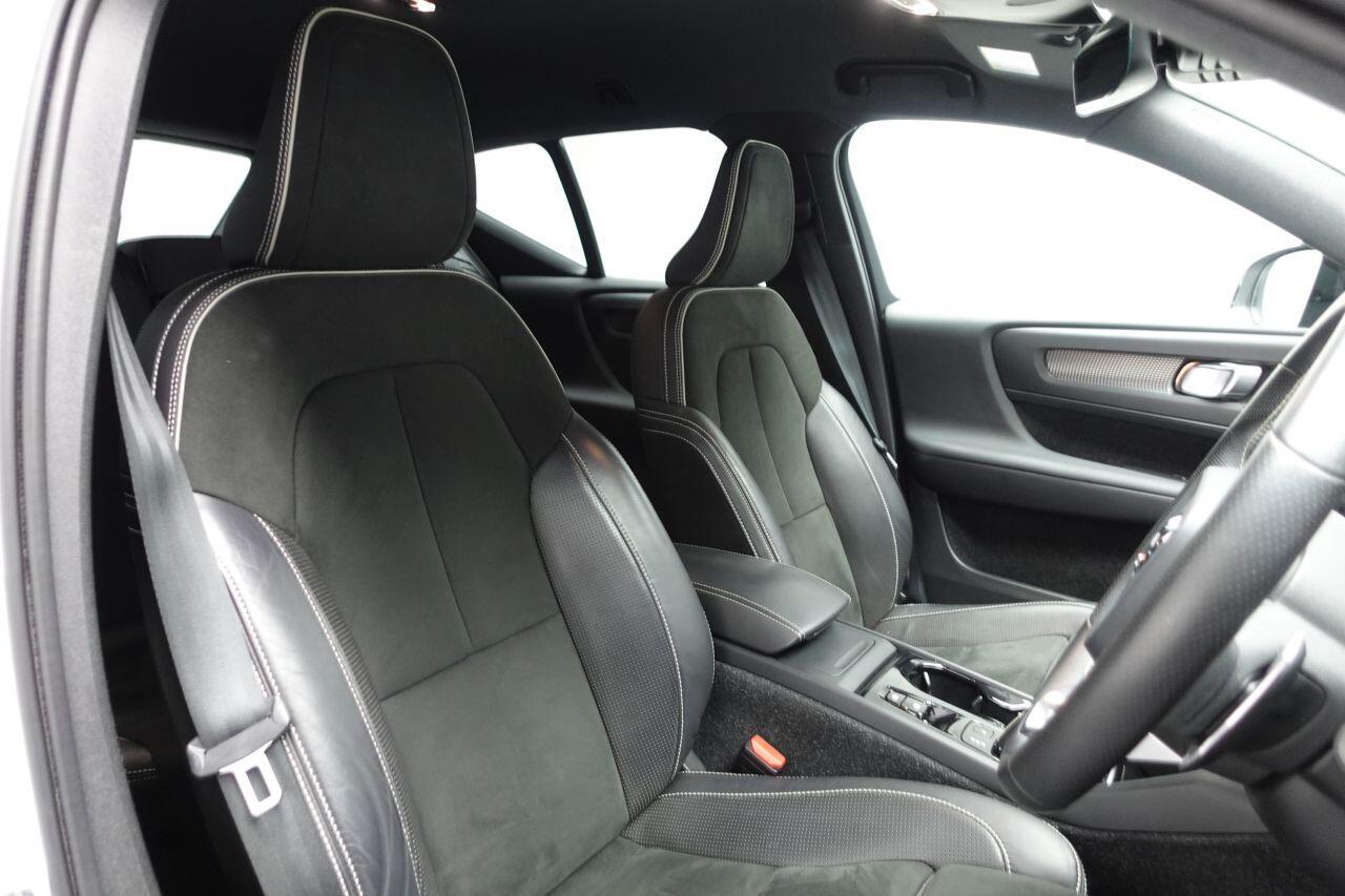 Volvo XC40 - Image 3