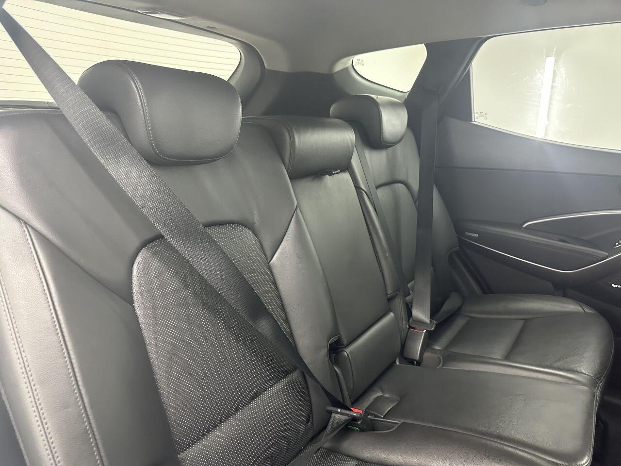 Hyundai Santa Fe - Image 15