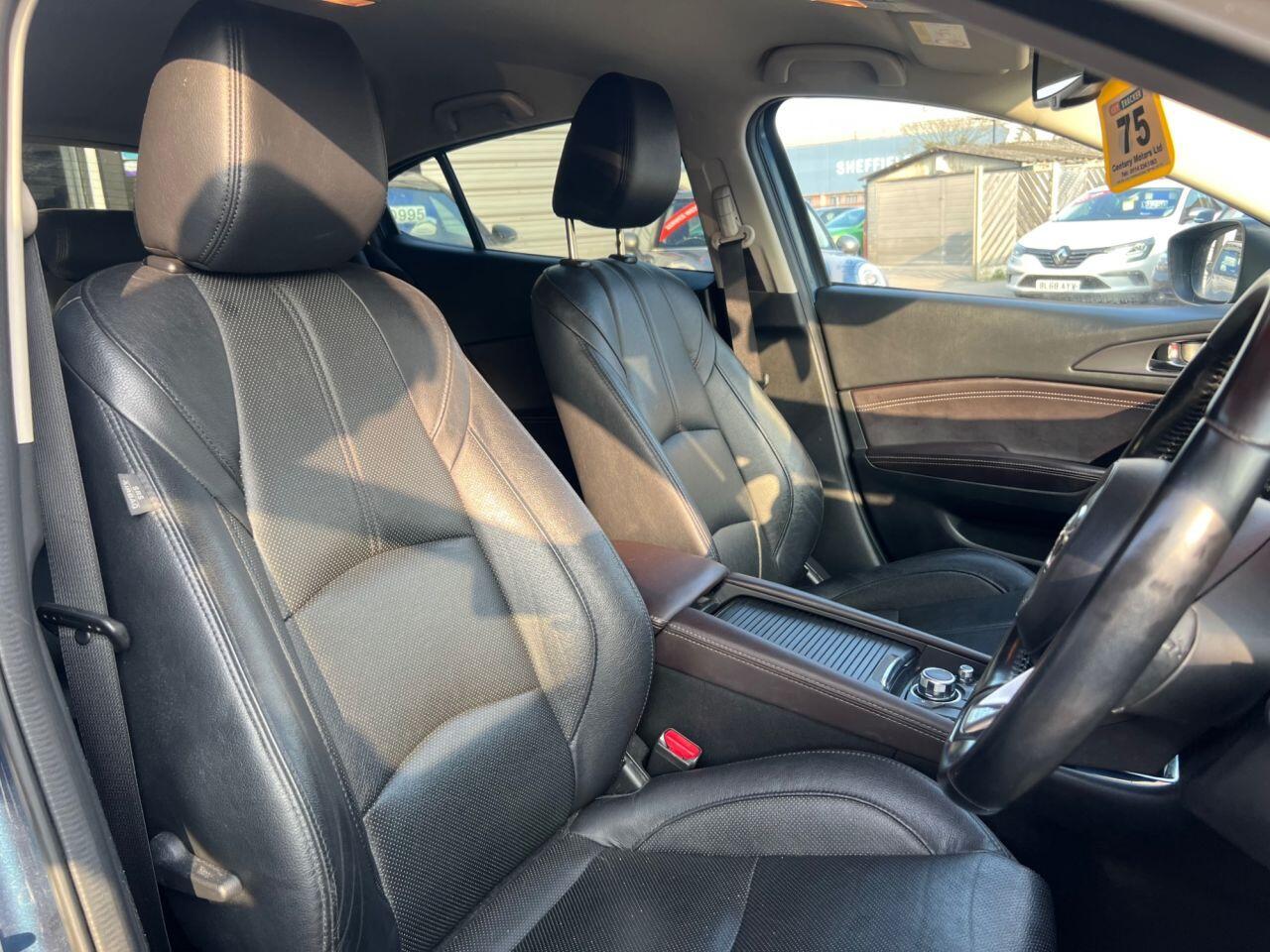 Mazda MAZDA3 - Image 23