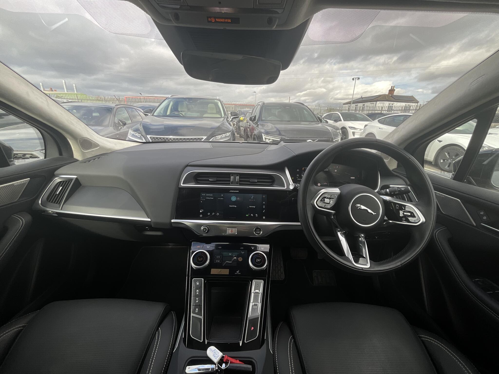 Jaguar I-Pace - Image 6