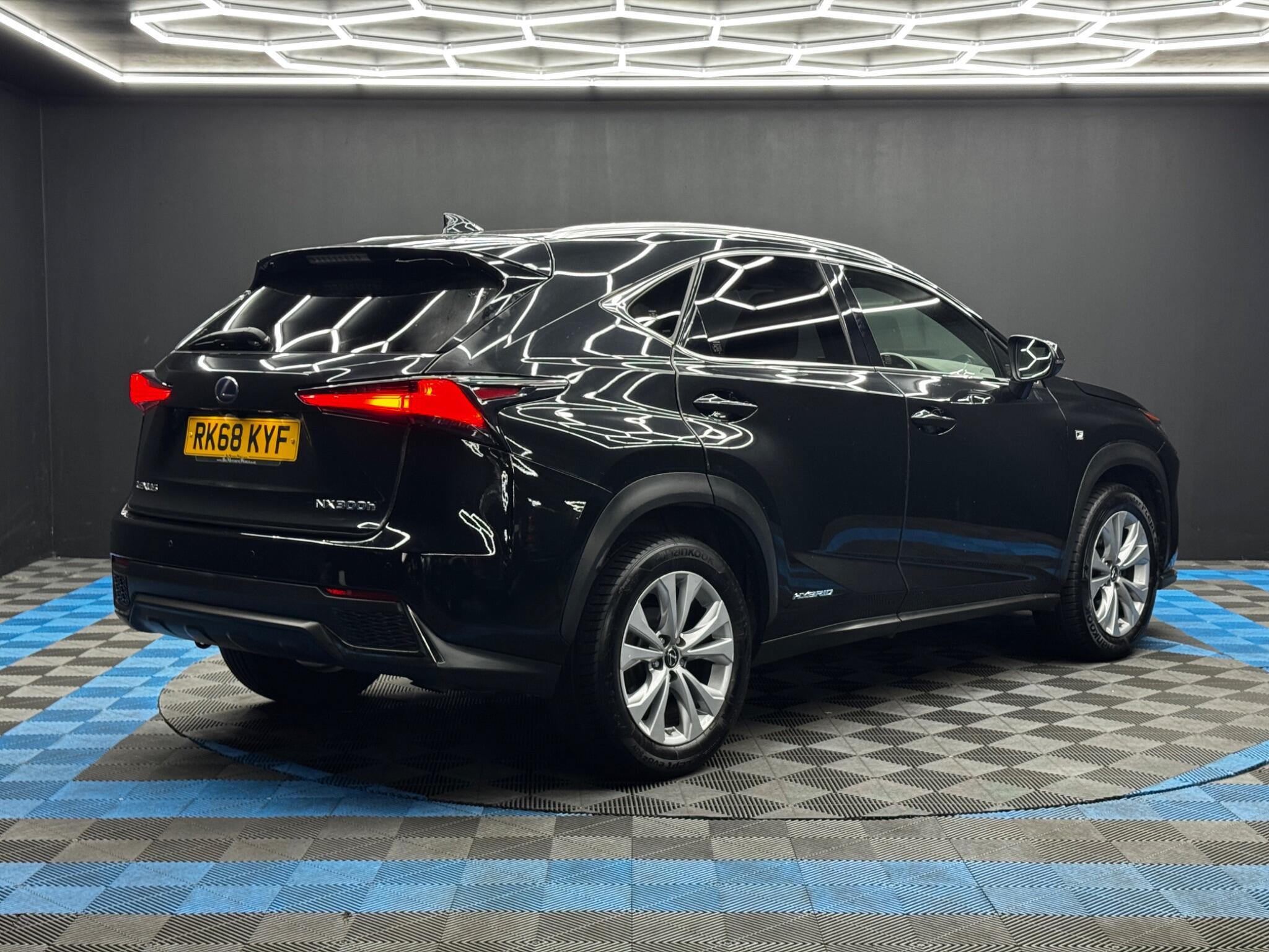 Lexus NX - Image 5