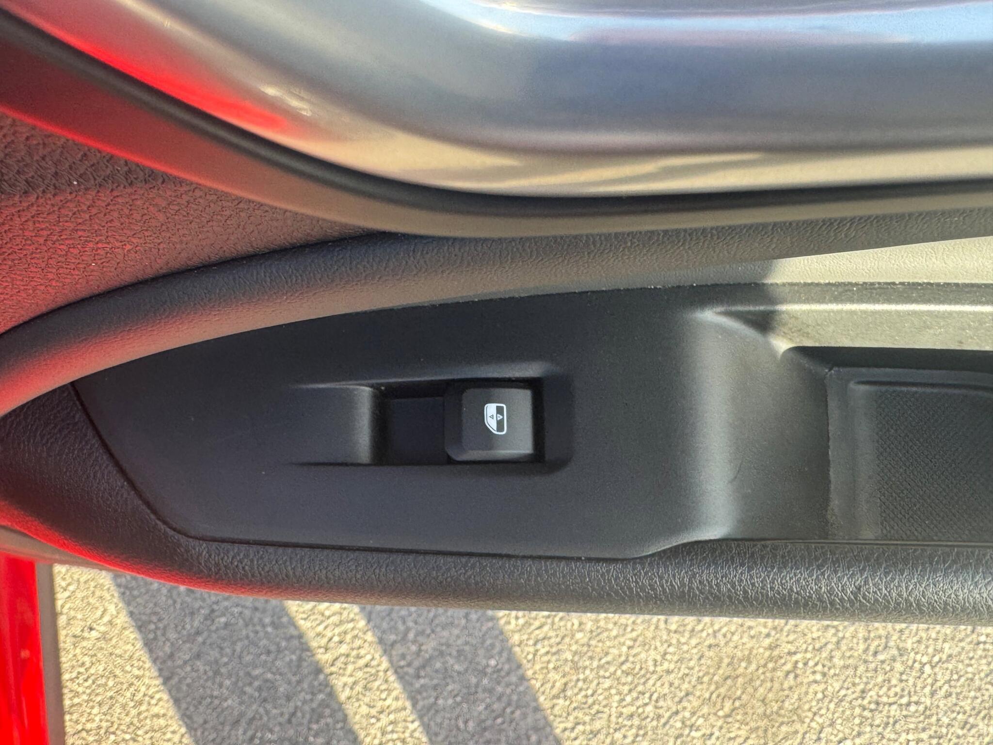 Jeep Compass - Image 14