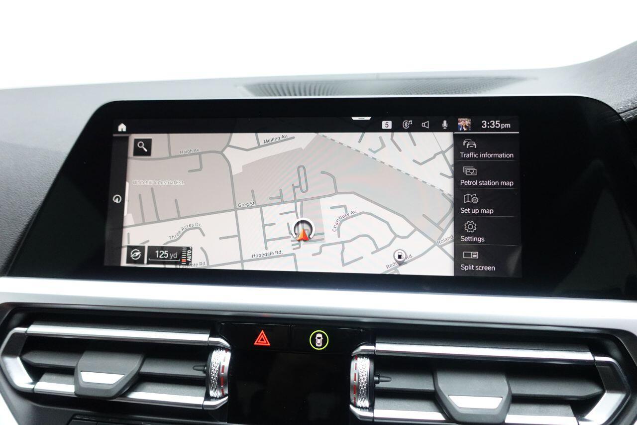 BMW 4 Series - Image 2