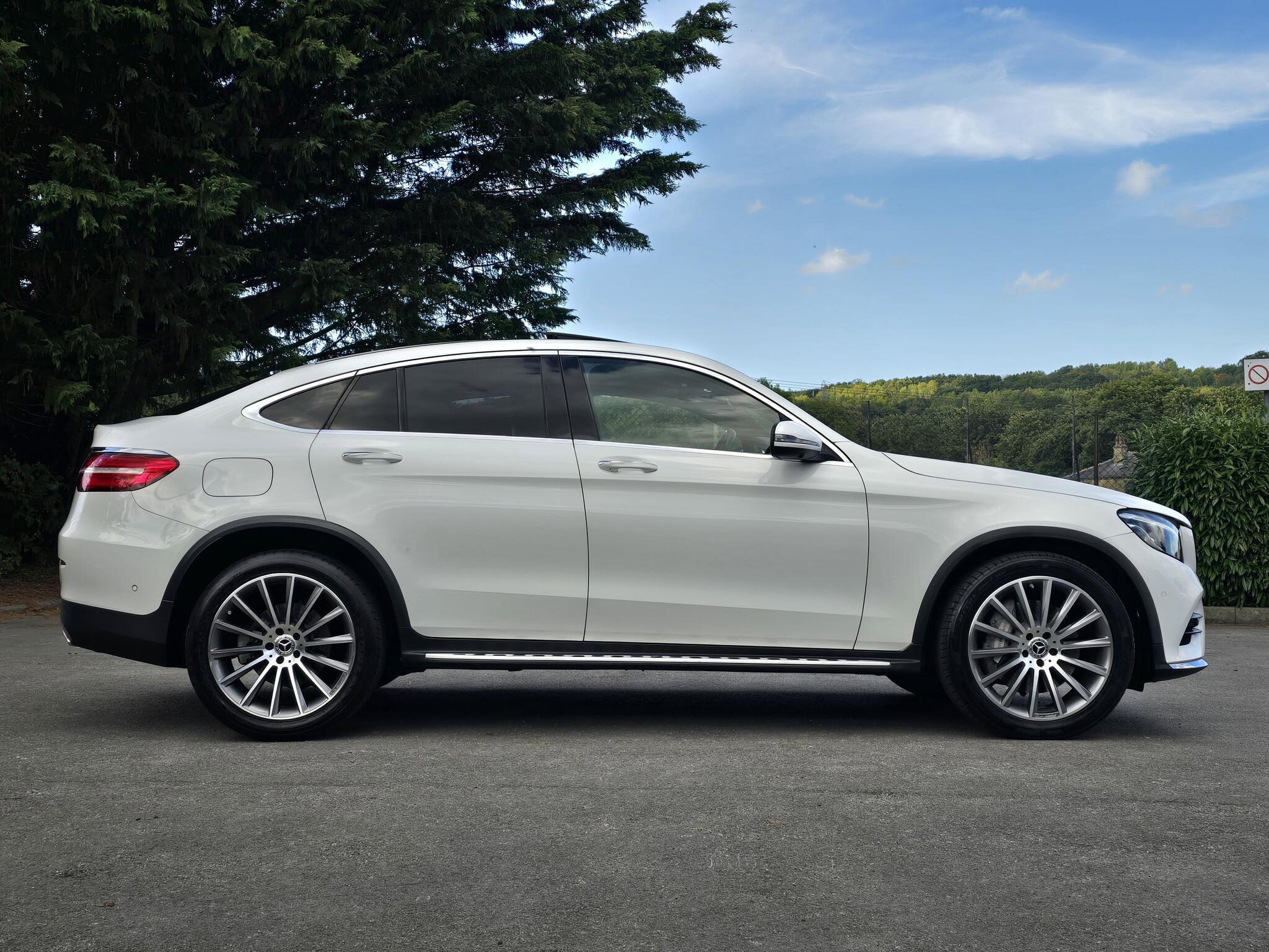 Mercedes GLC - Image 15