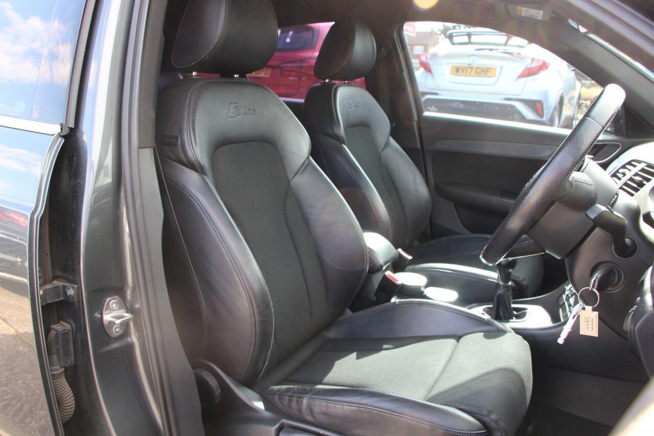 Audi Q3 - Image 10