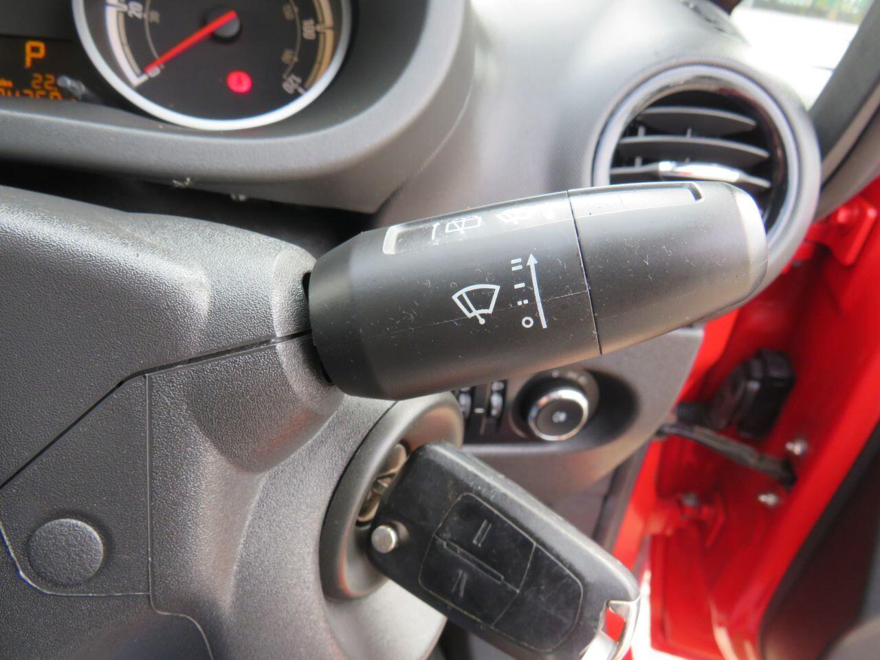 Vauxhall Corsa - Image 20