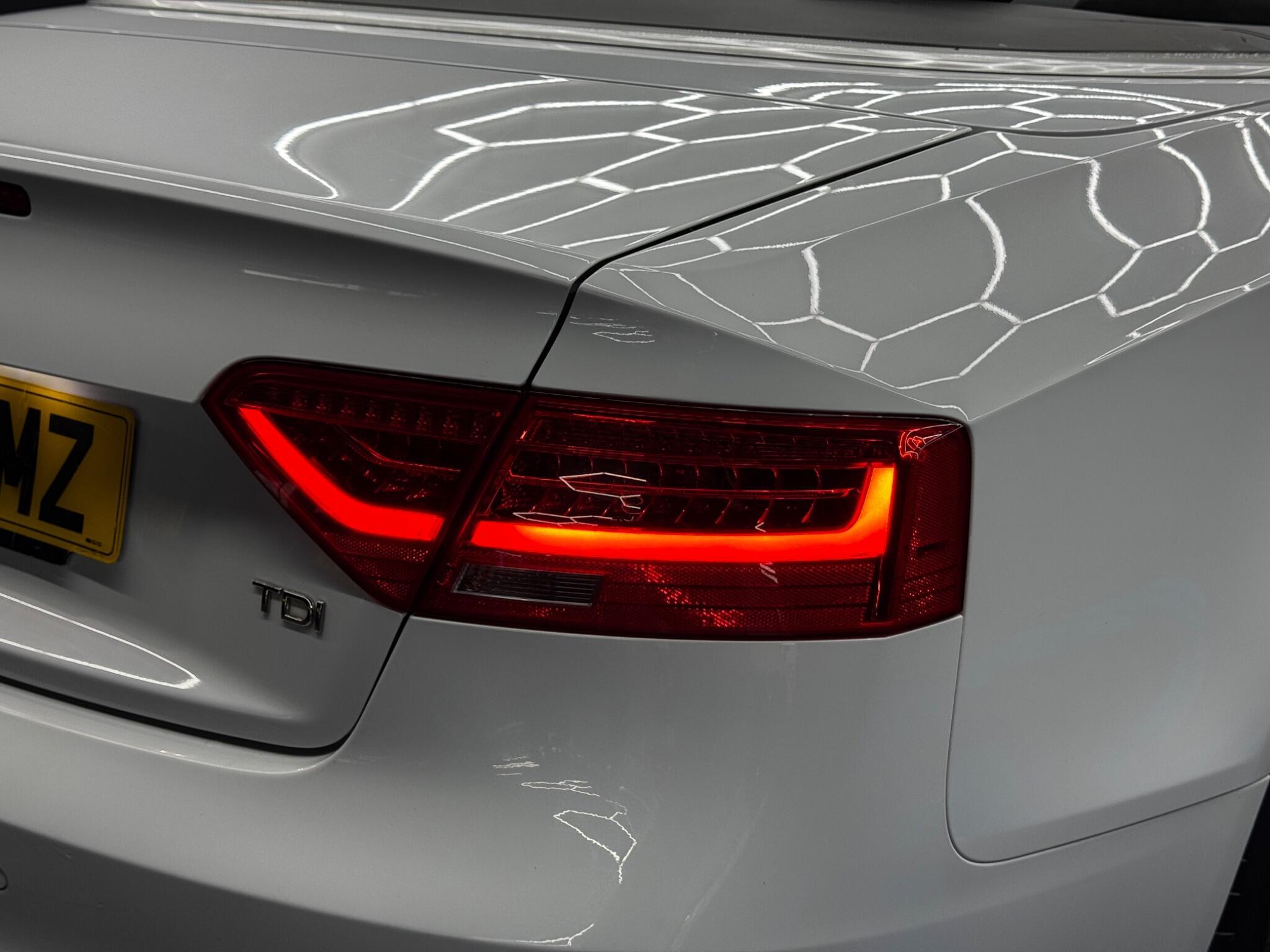 Audi A5 CABRIOLET - Image 39