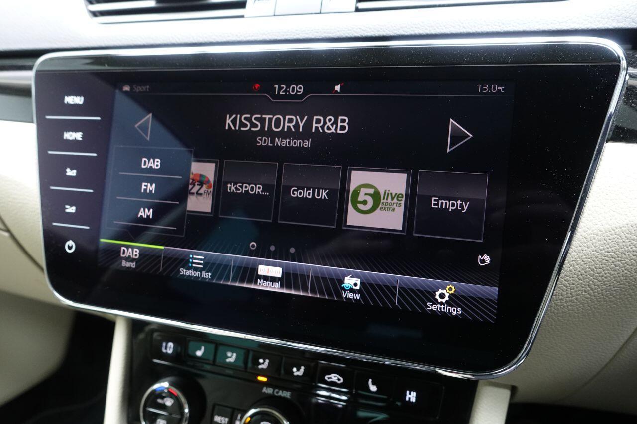 Skoda Superb - Image 35