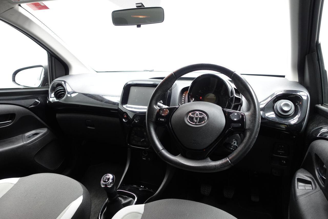 Toyota Aygo - Image 13