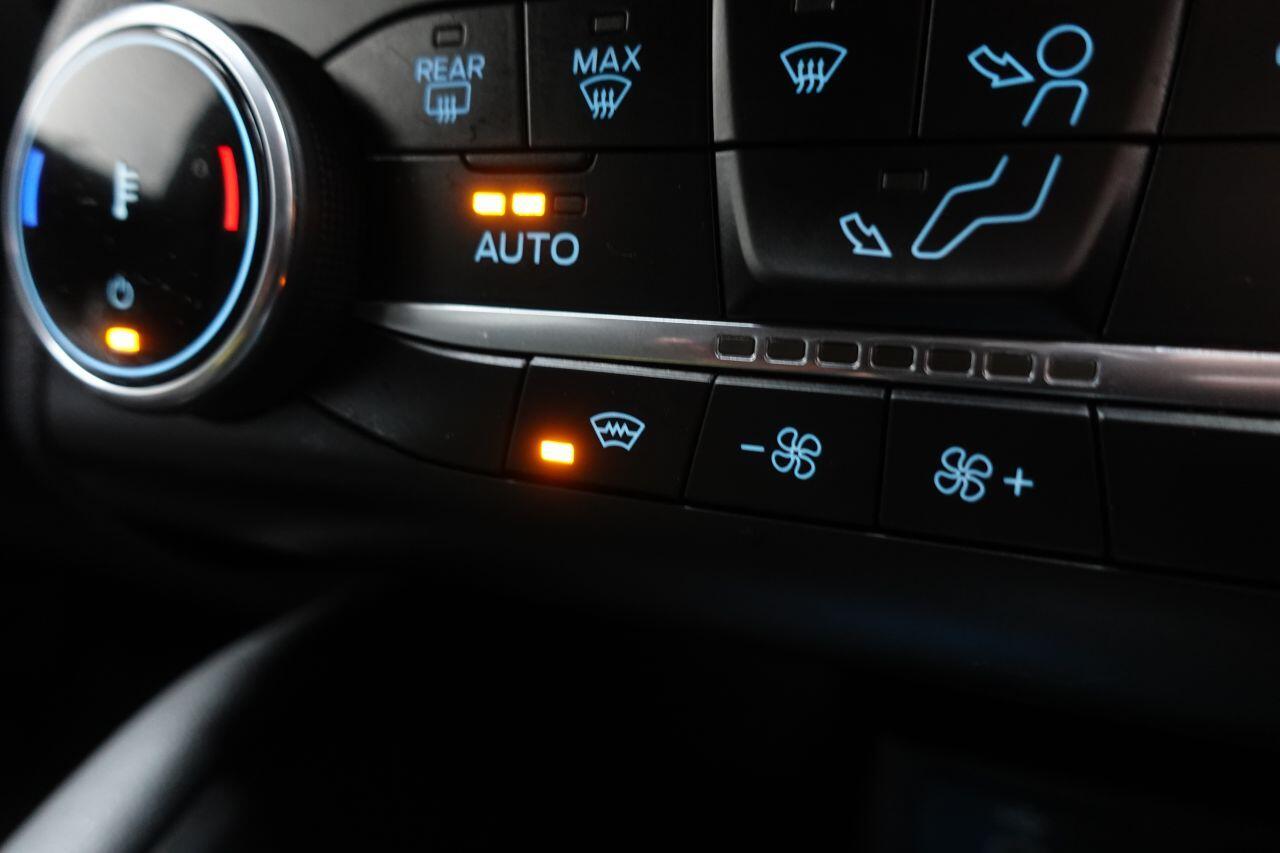 Ford Kuga - Image 45