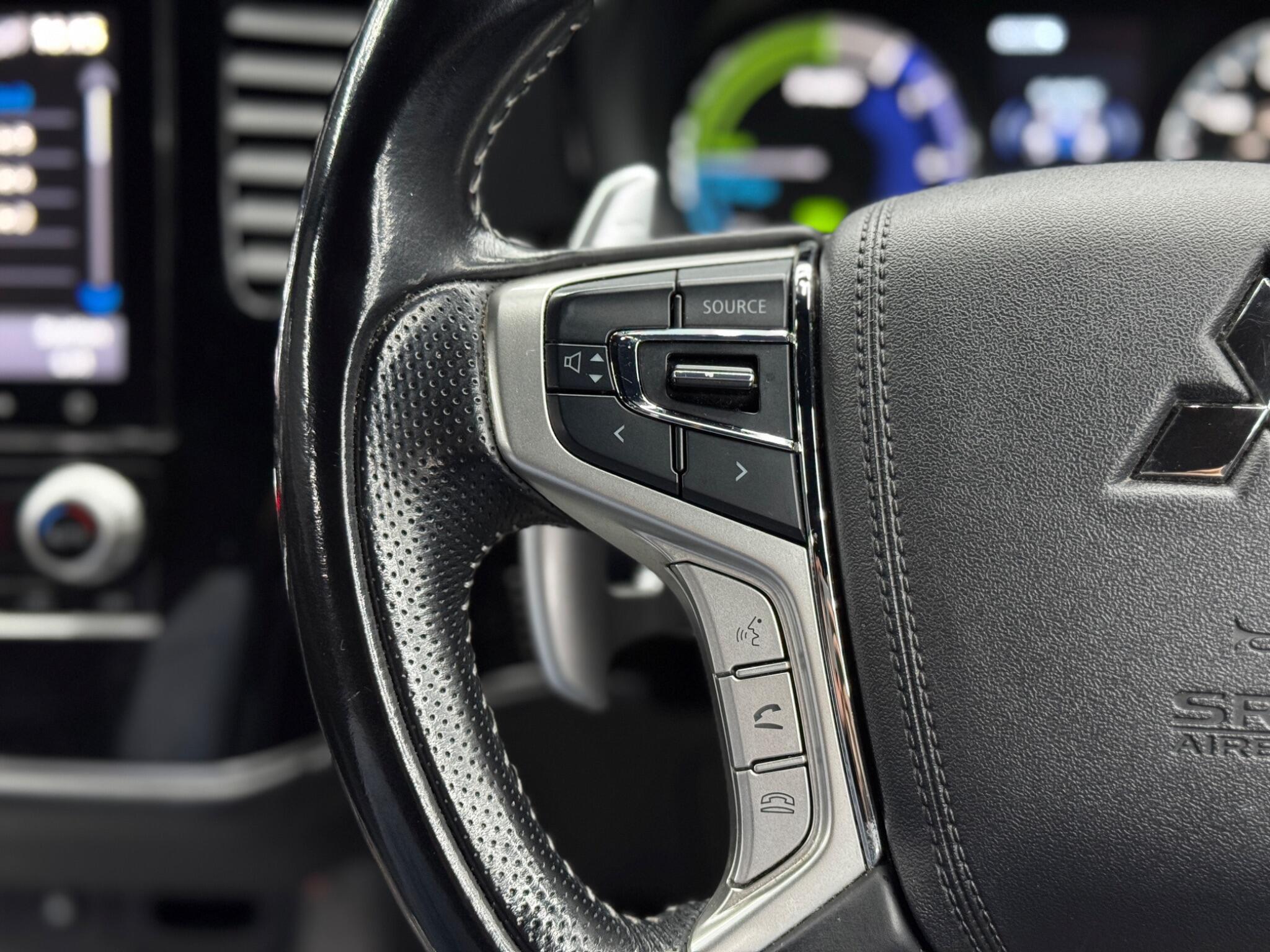 Mitsubishi Outlander - Image 20