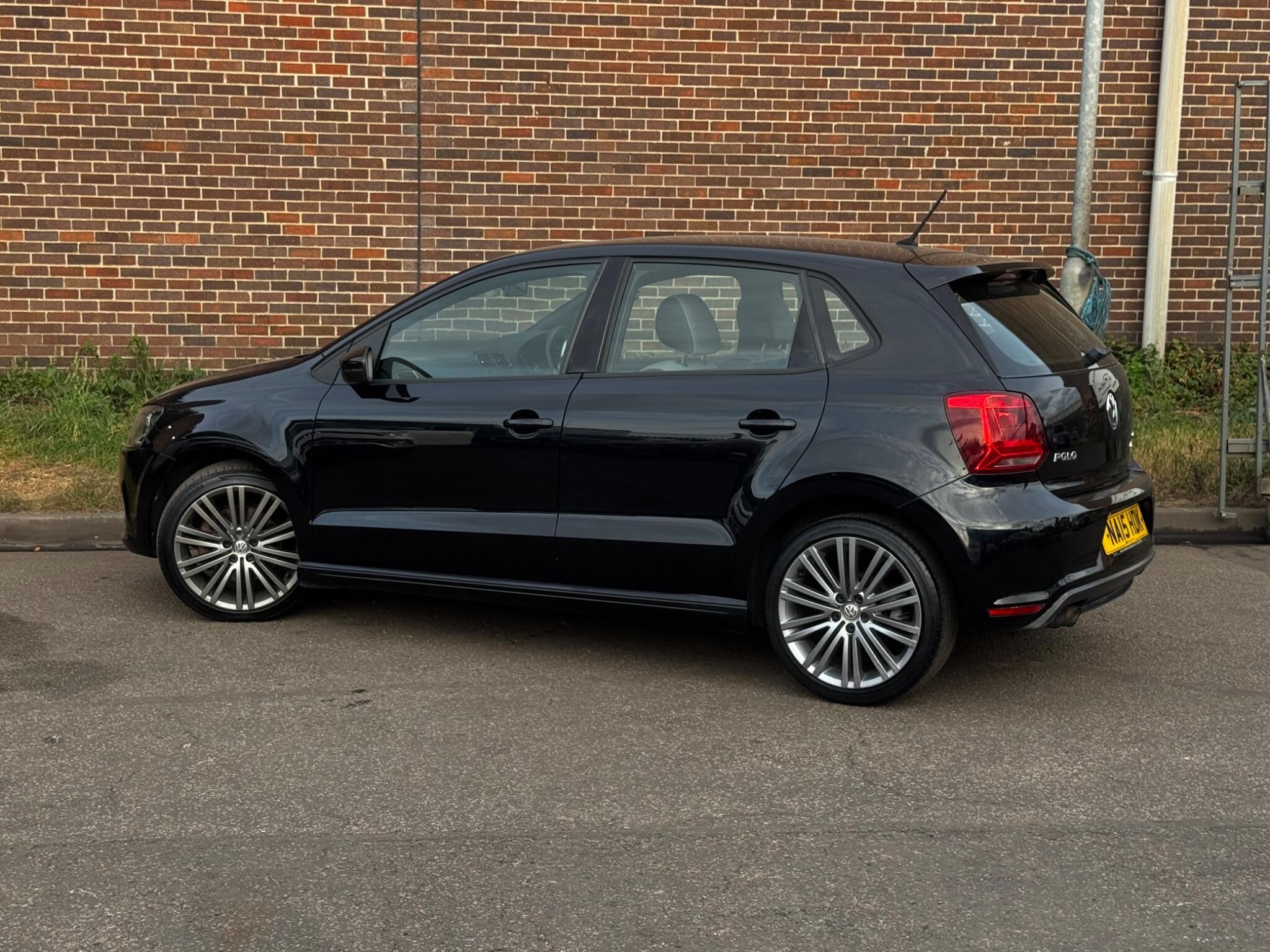 Volkswagen Polo - Image 16