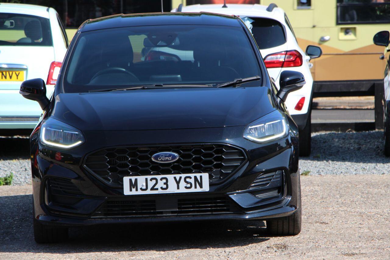 Ford Fiesta - Image 10