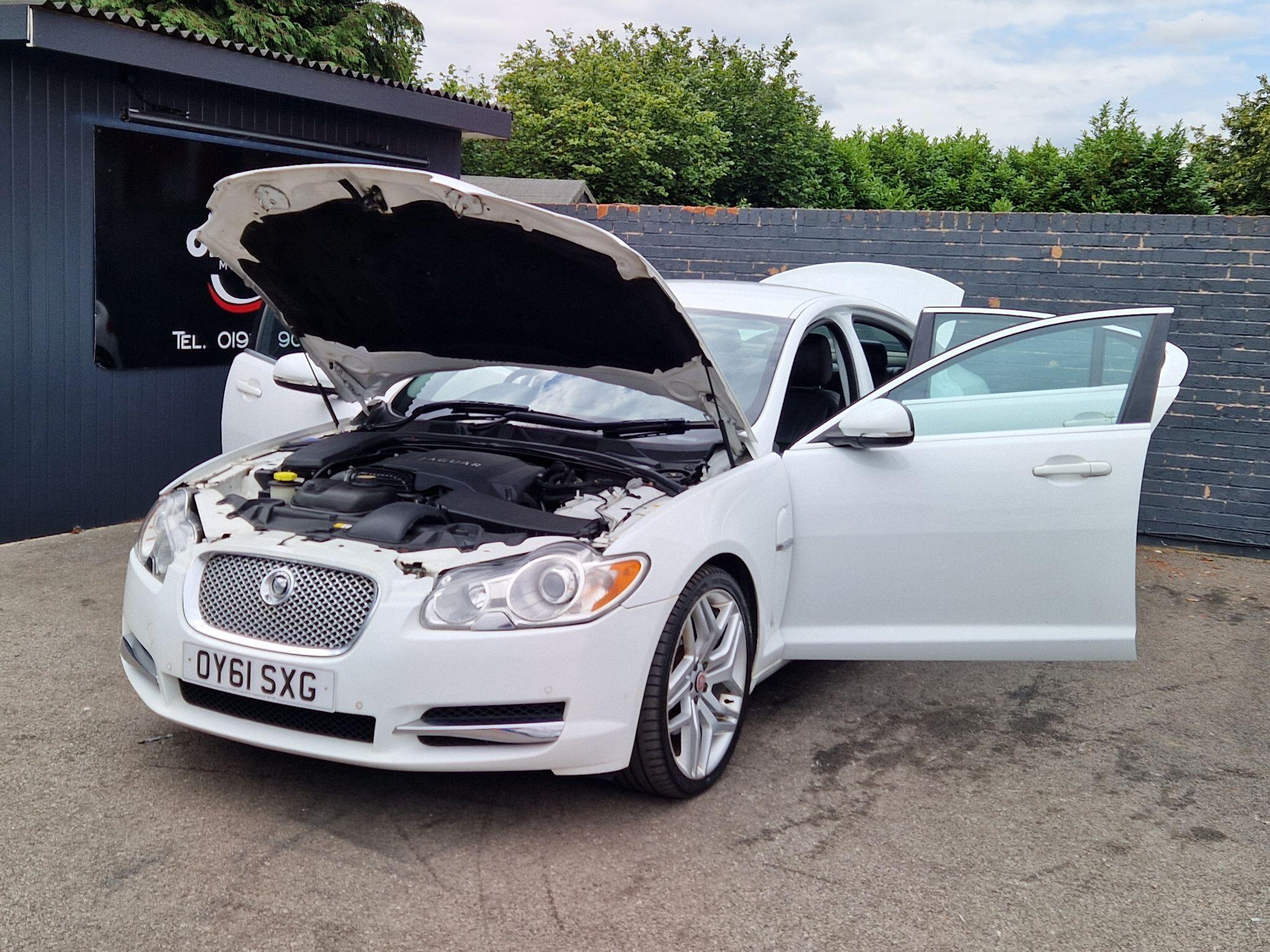 Jaguar XF - Image 14