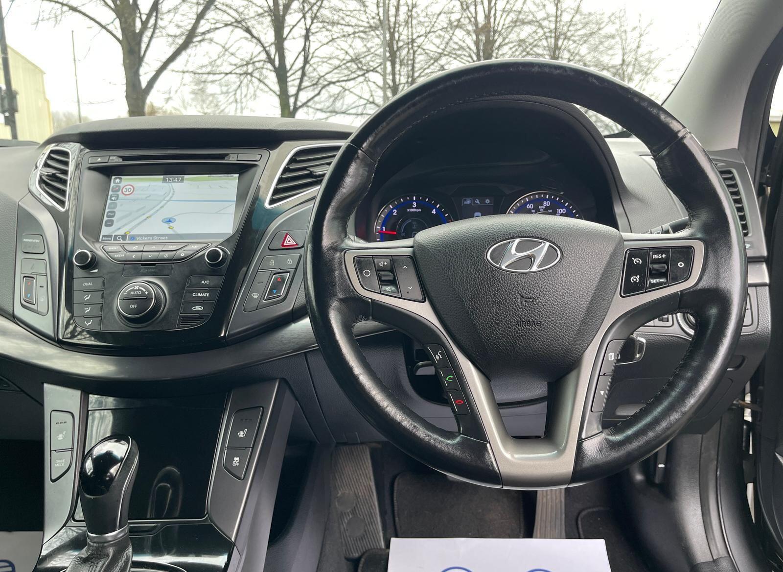 Hyundai i40 - Image 32