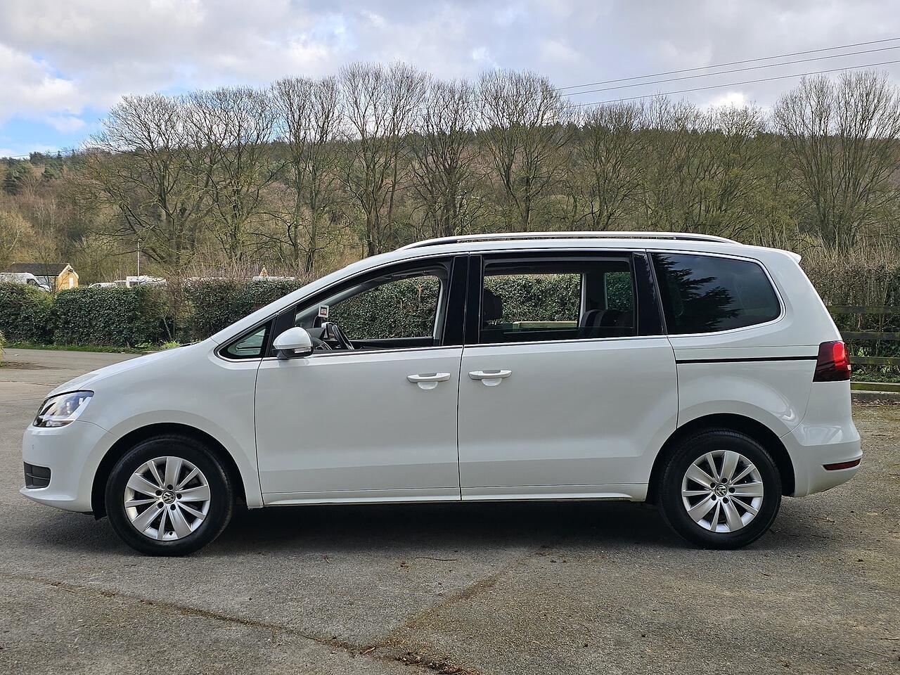 Volkswagen Sharan - Image 24