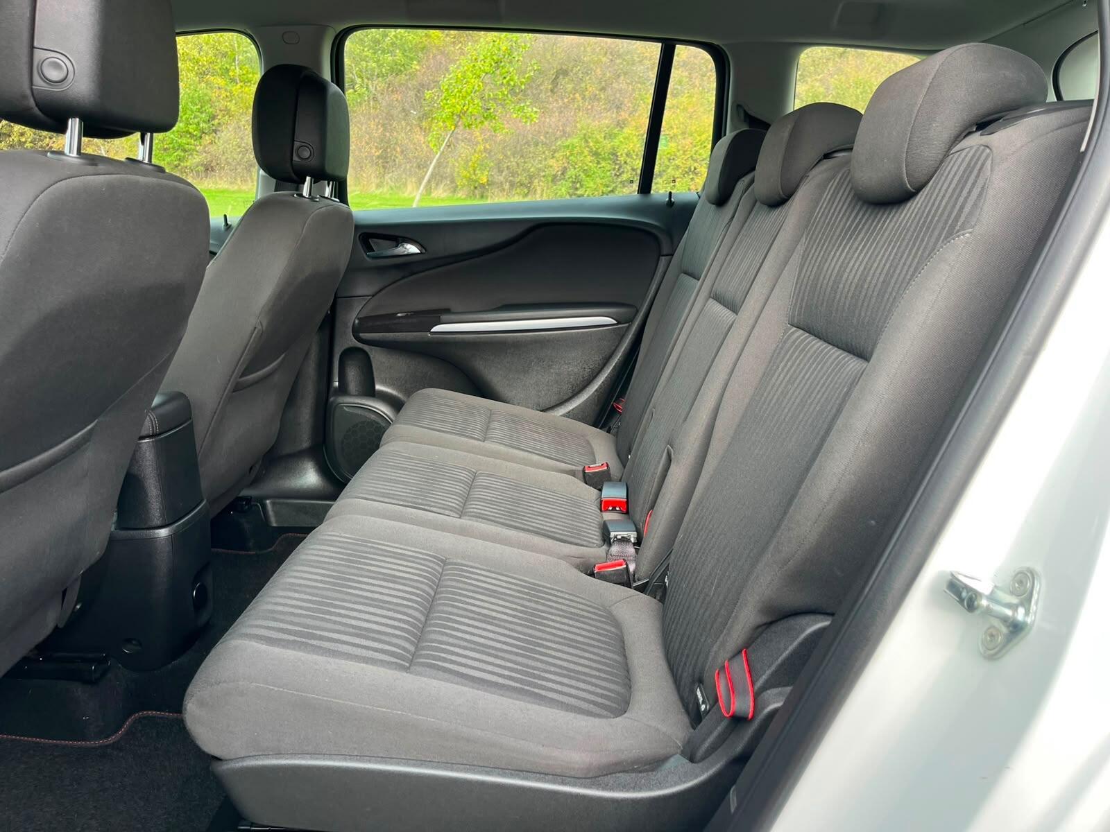 Vauxhall Zafira Tourer - Image 10