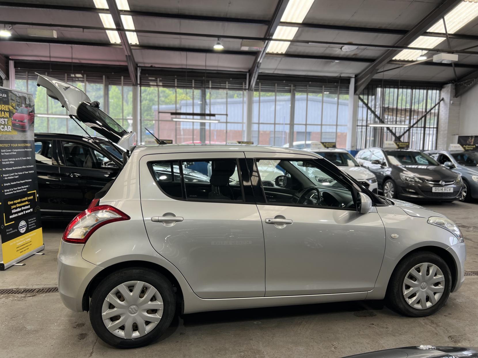 Suzuki Swift - Image 12