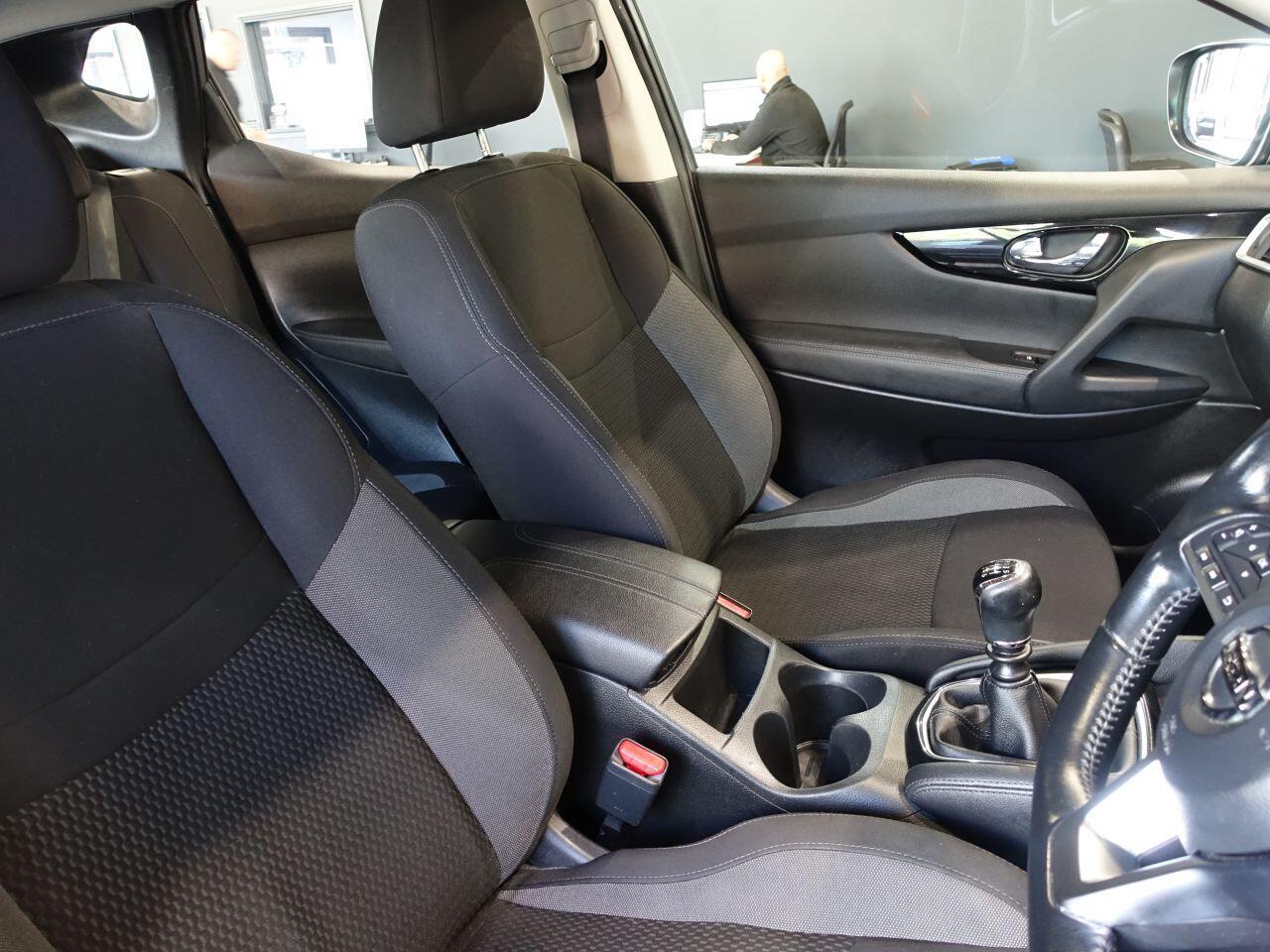 Nissan Qashqai - Image 13