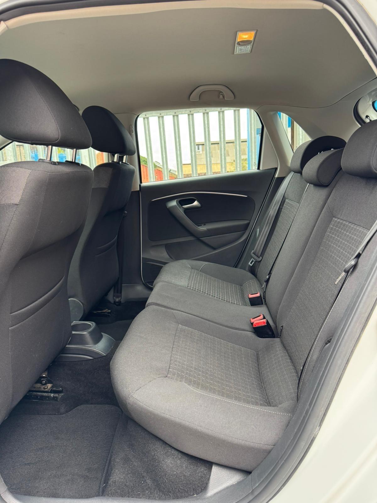 Volkswagen Polo - Image 12