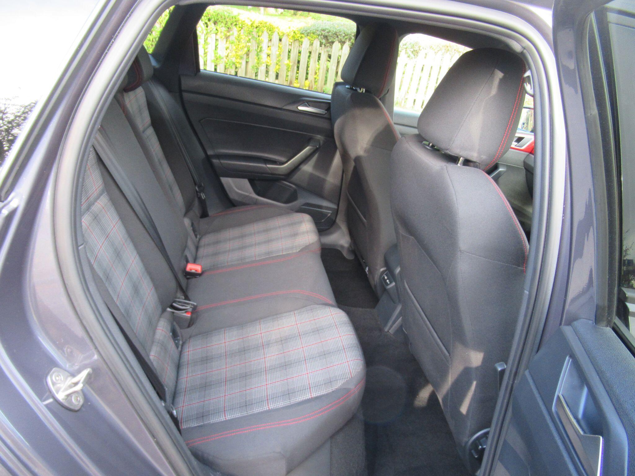 Volkswagen Polo - Image 21