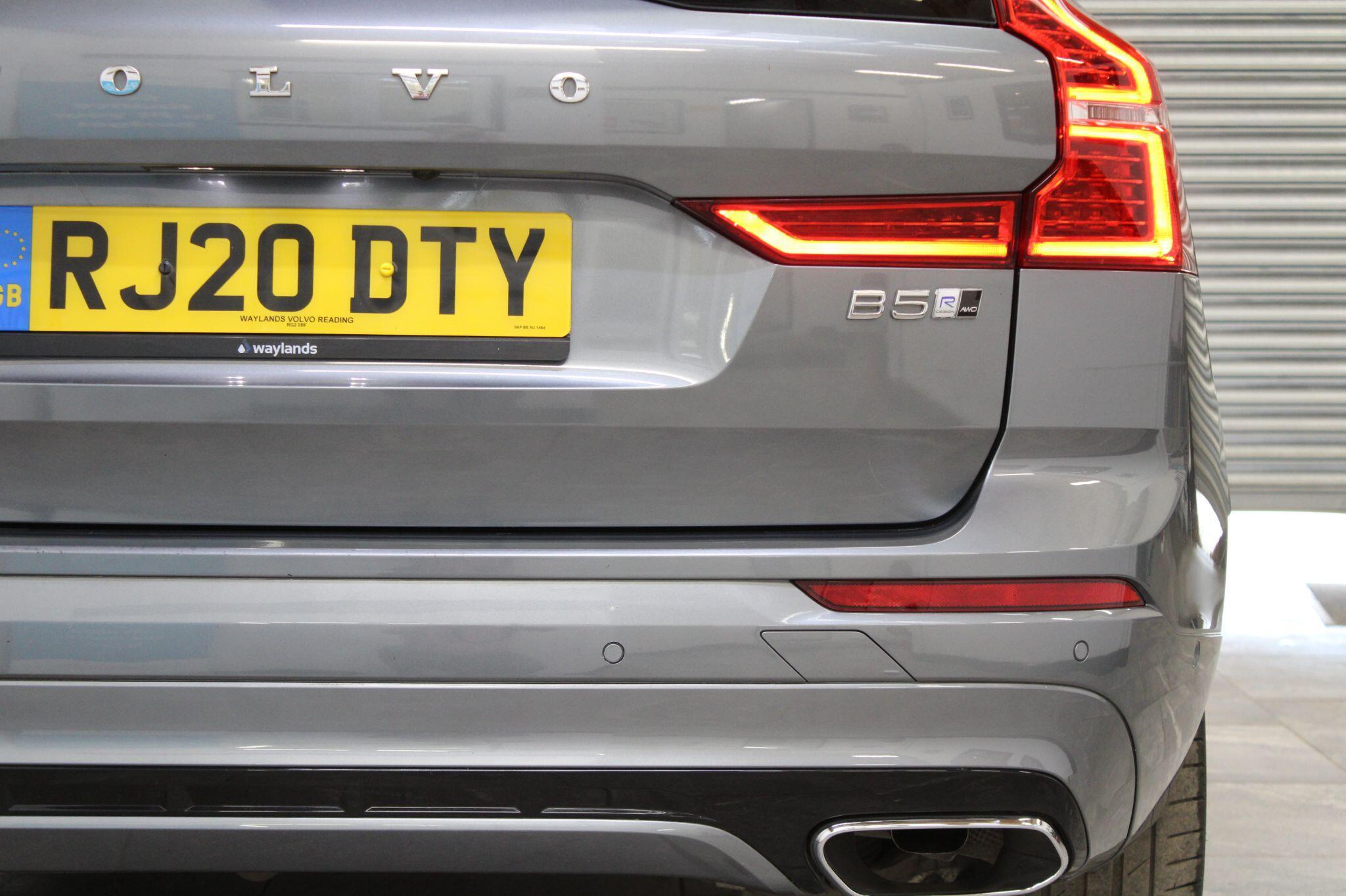 Volvo XC60 - Image 15