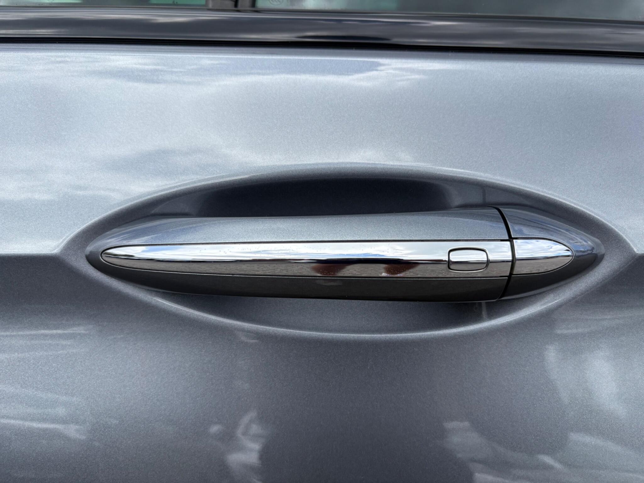 Vauxhall Insignia - Image 29