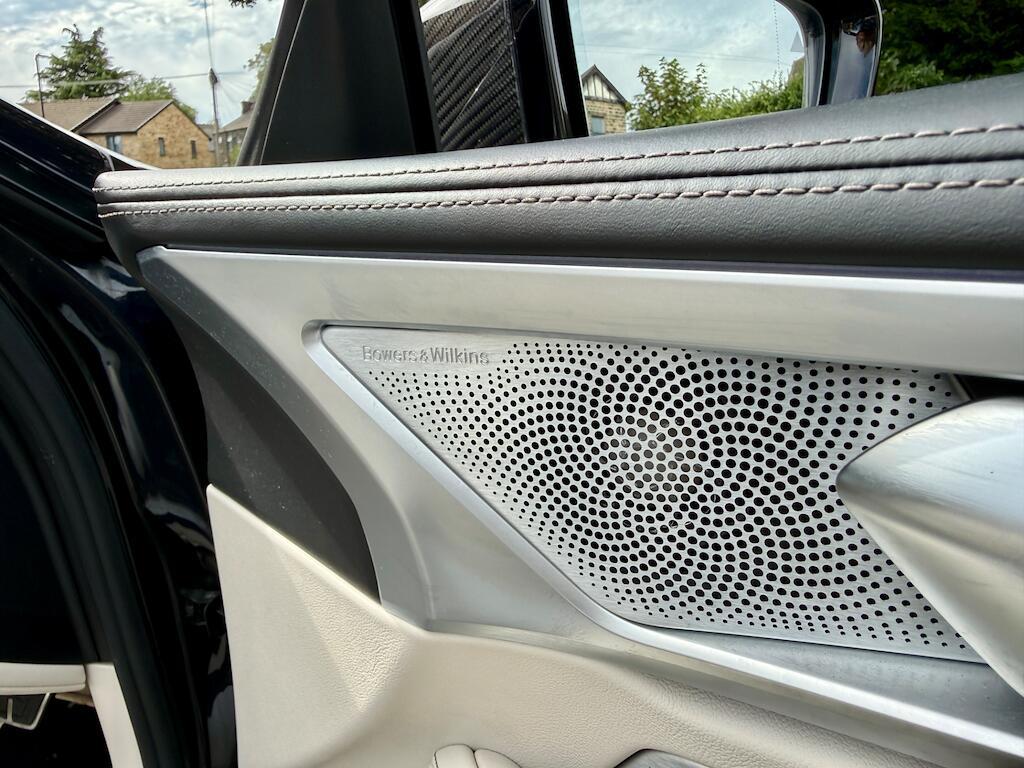BMW 8 Series - Image 20