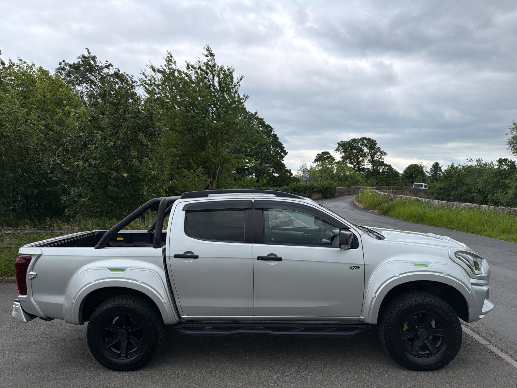 Isuzu D-MAX - Image 17