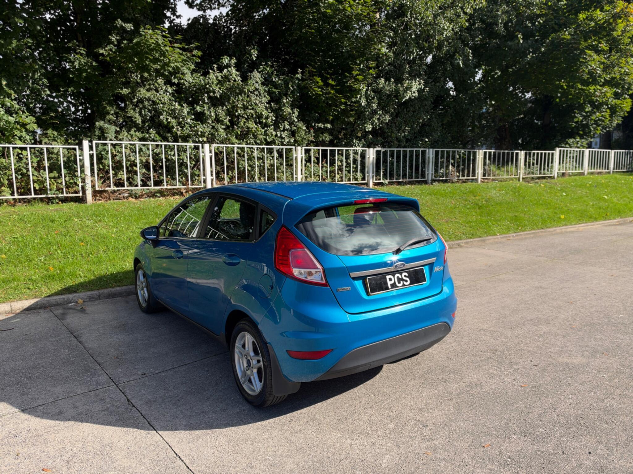 Ford Fiesta - Image 10