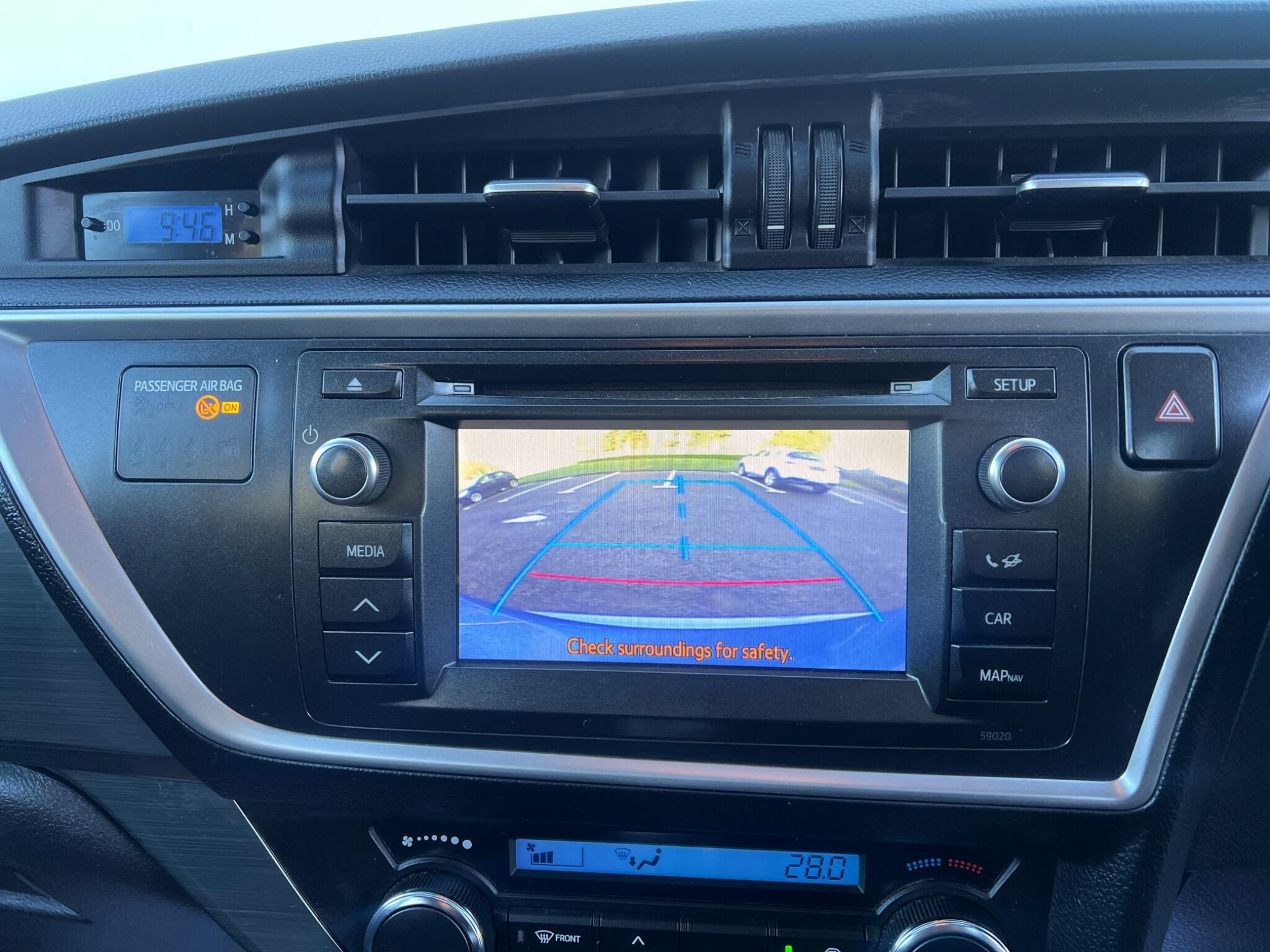 Toyota Auris - Image 20