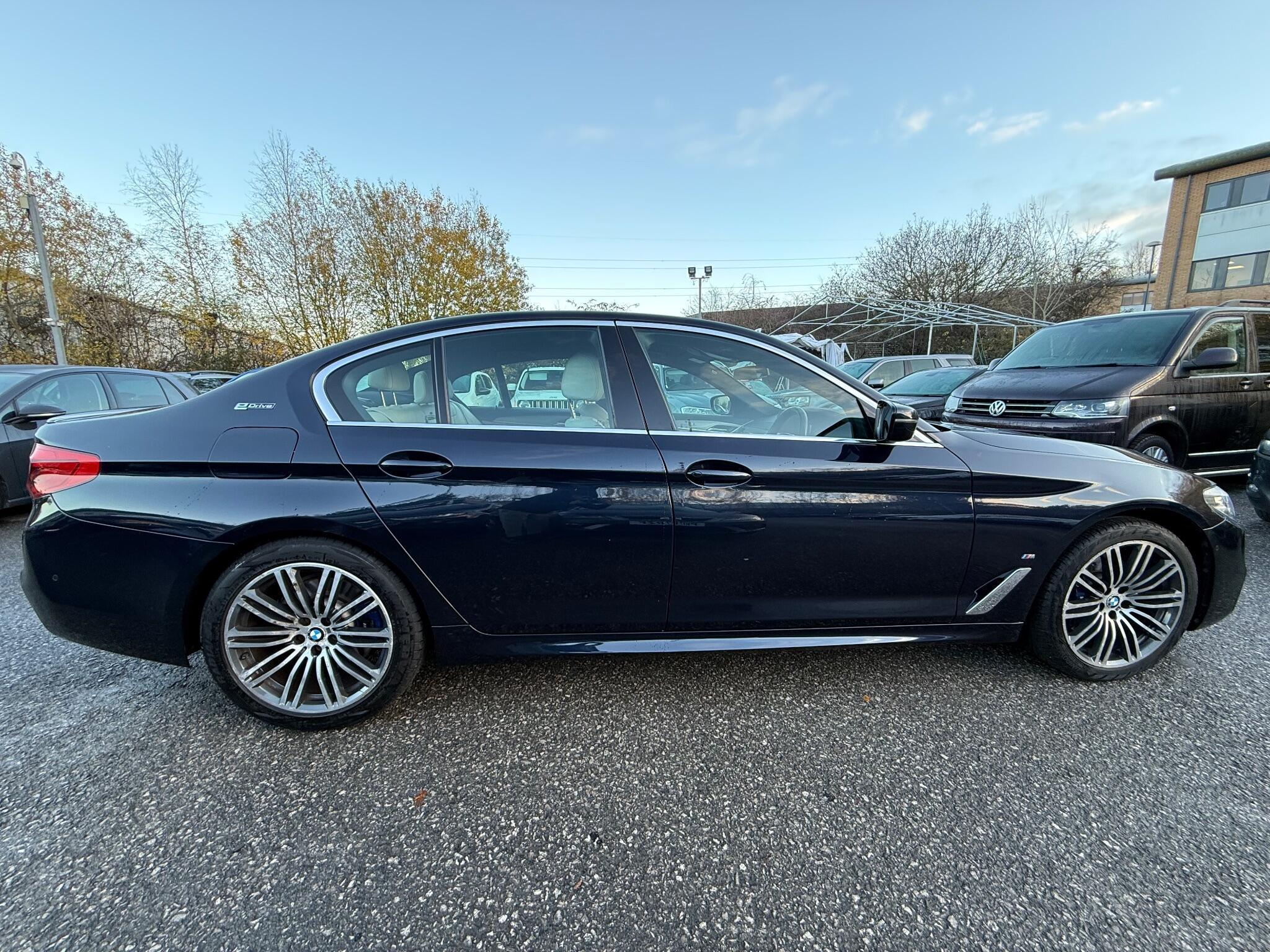 BMW 5 Series - Image 16
