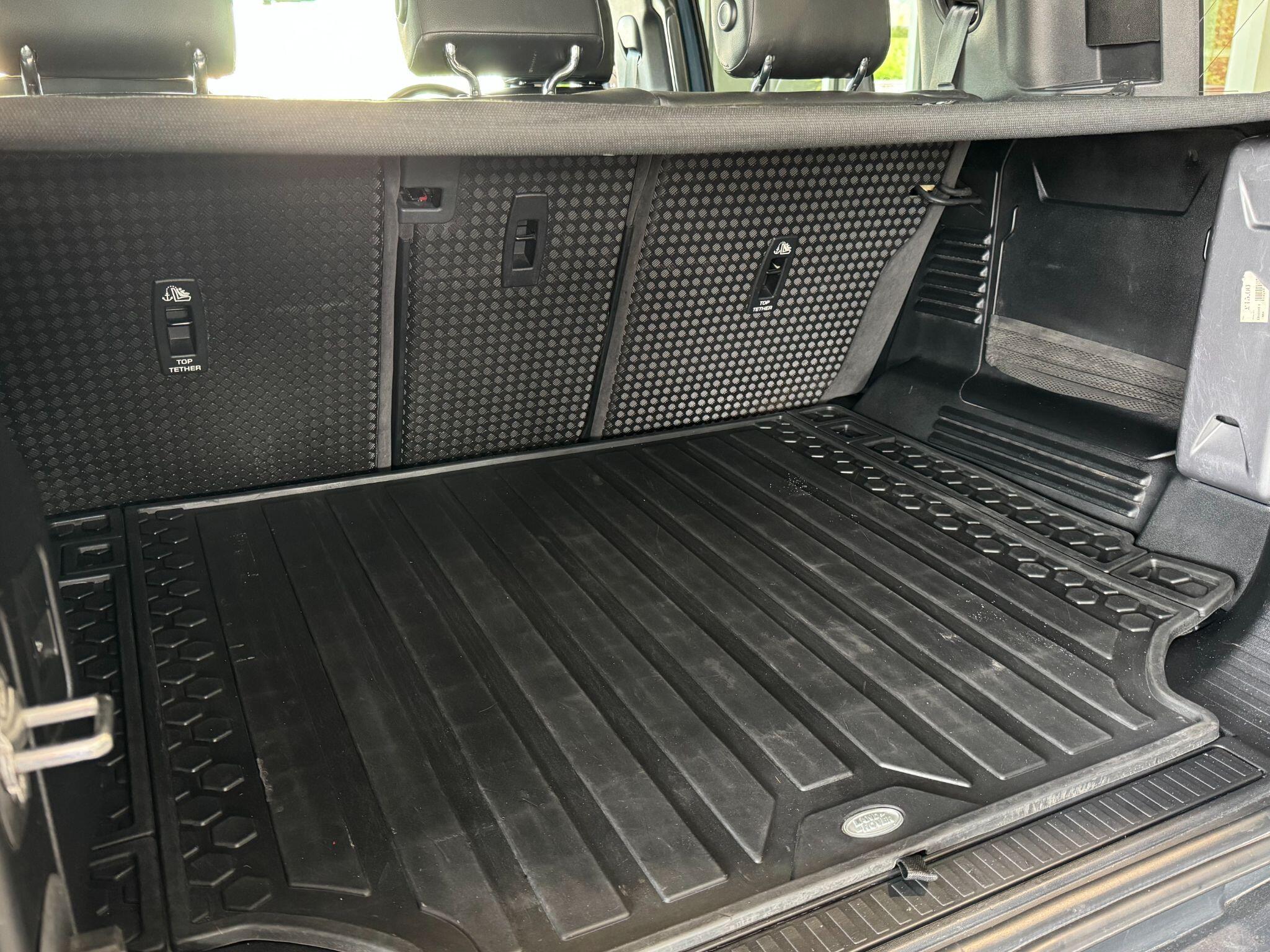 Land Rover Defender 110 - Image 18