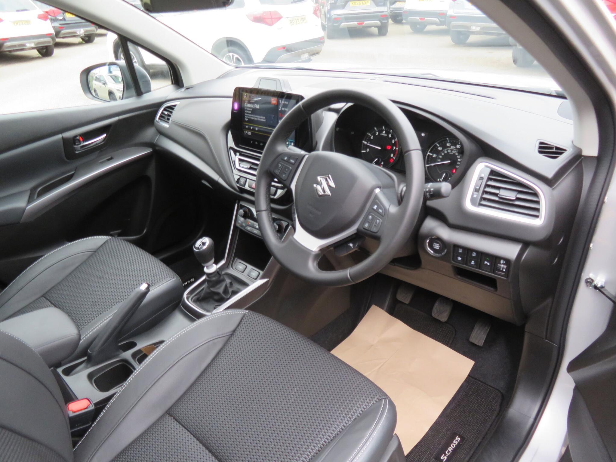 Suzuki S-Cross - Image 13
