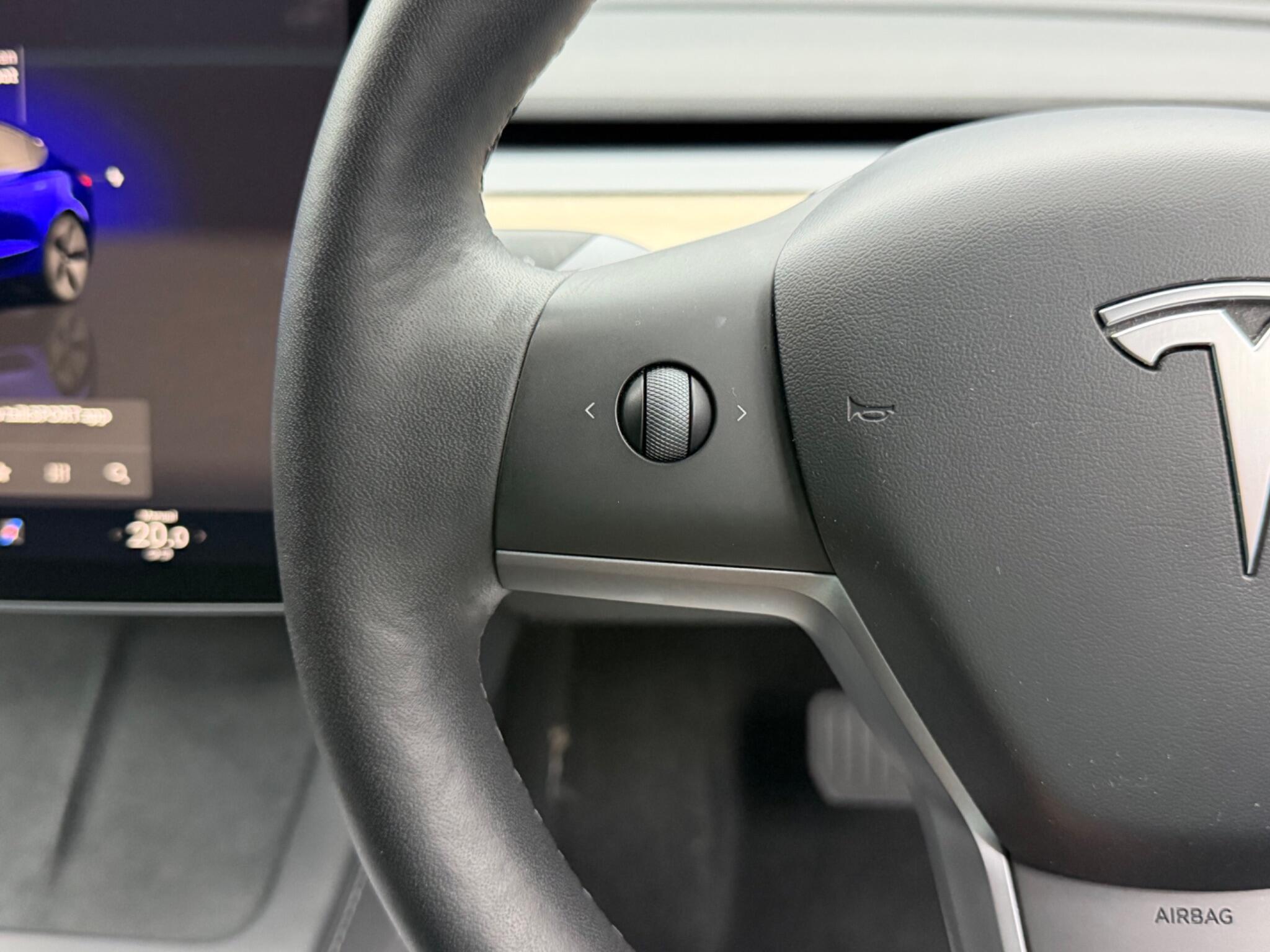 Tesla Model 3 - Image 20