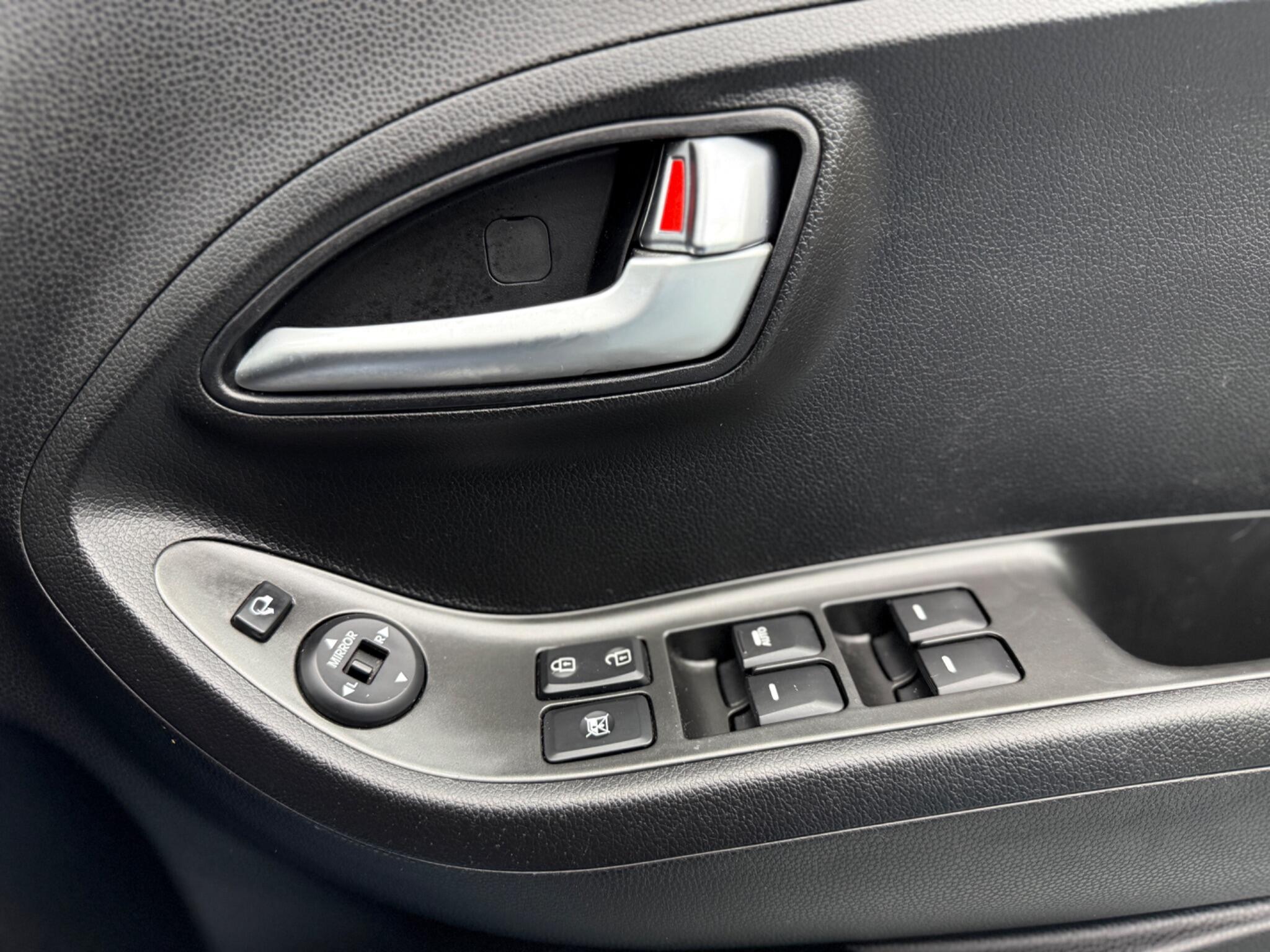 Kia Picanto - Image 27
