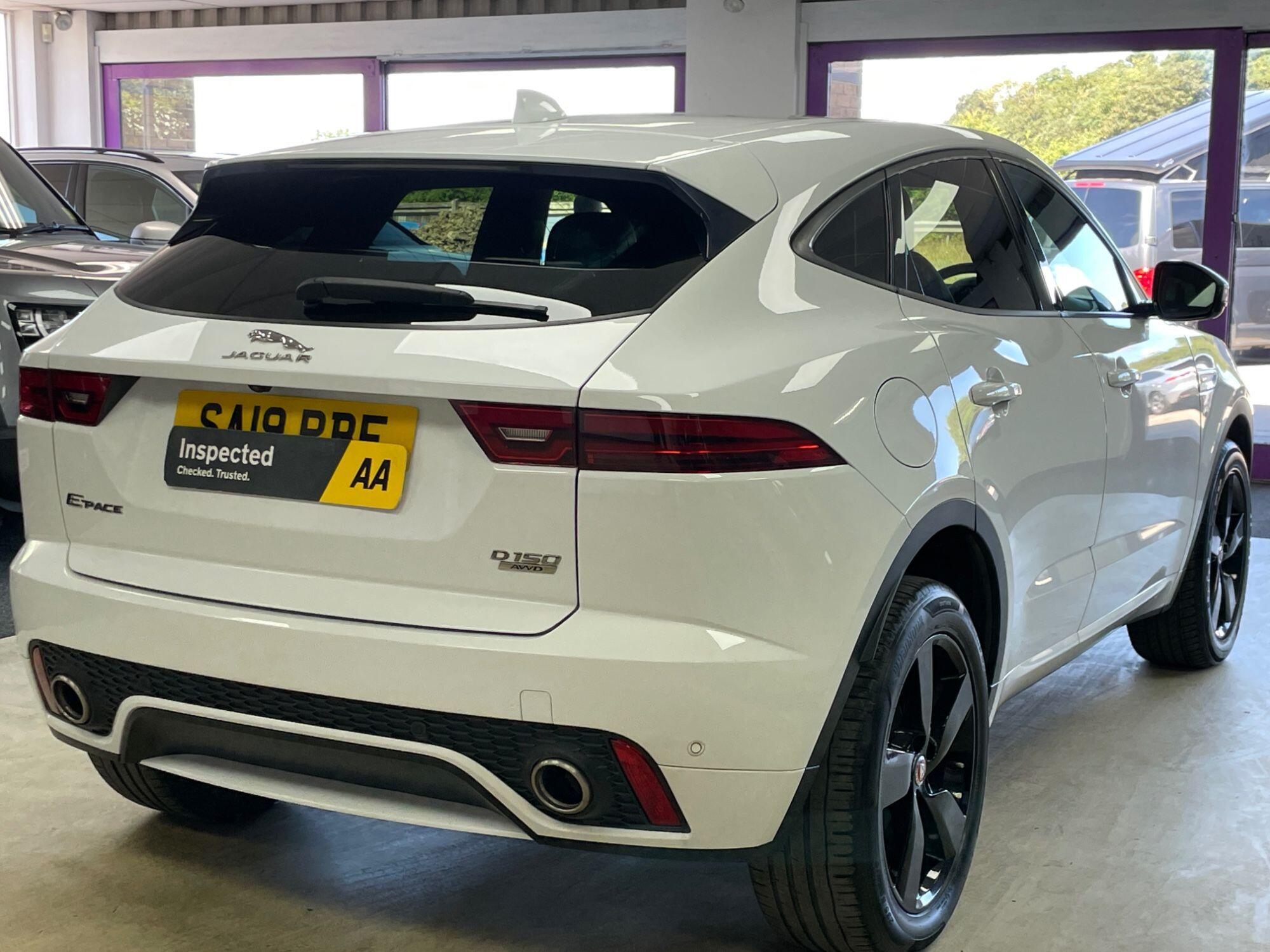 Jaguar E-Pace - Image 10