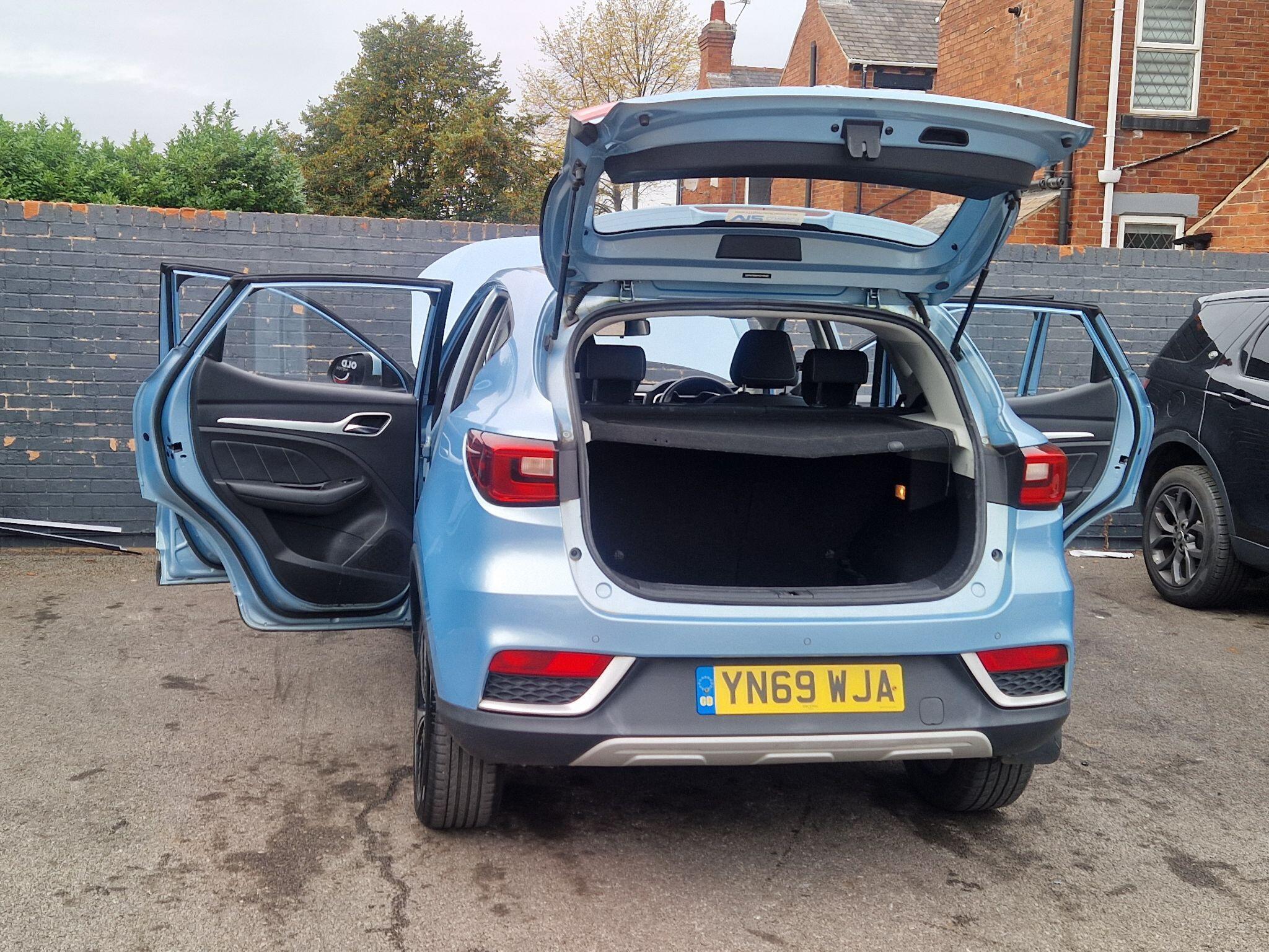 MG MG ZS - Image 19