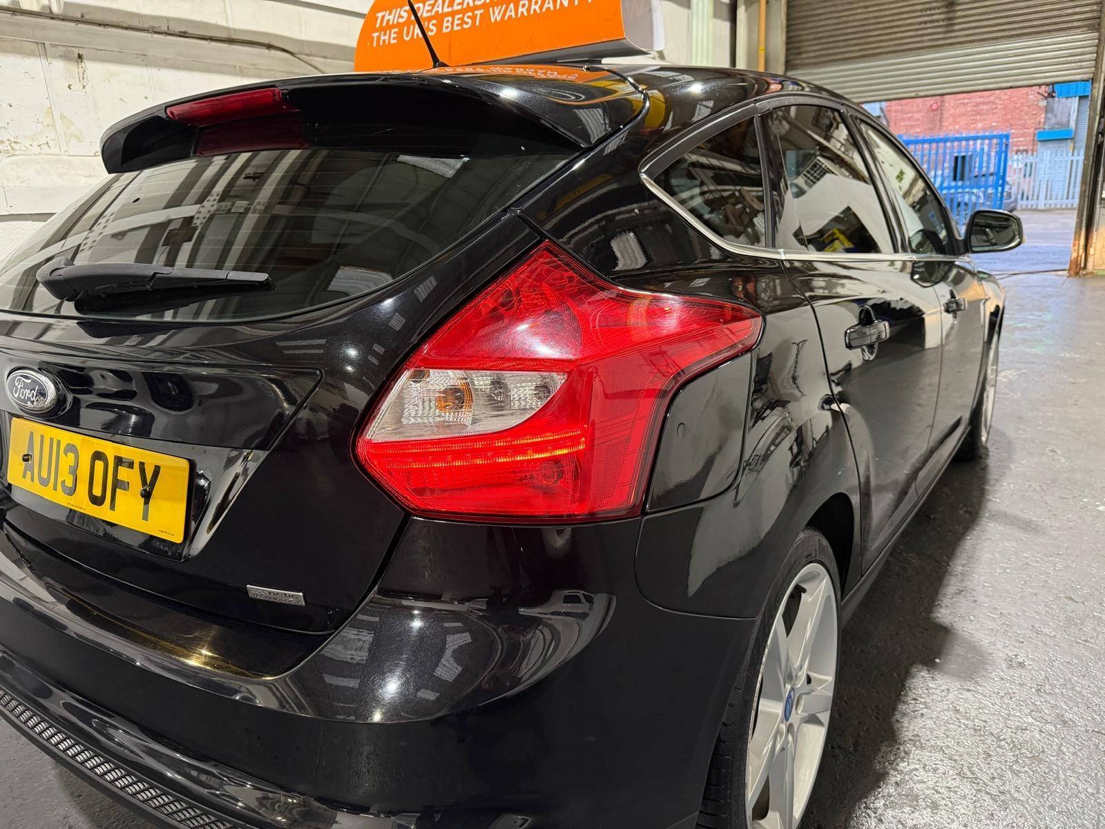 Ford Focus - Image 7