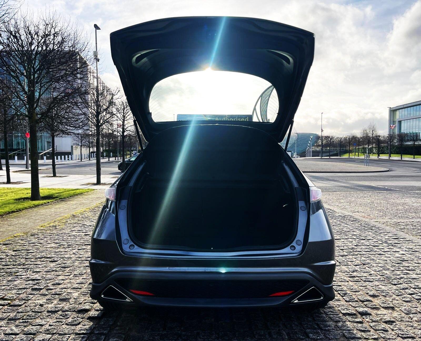 Honda Civic - Image 9