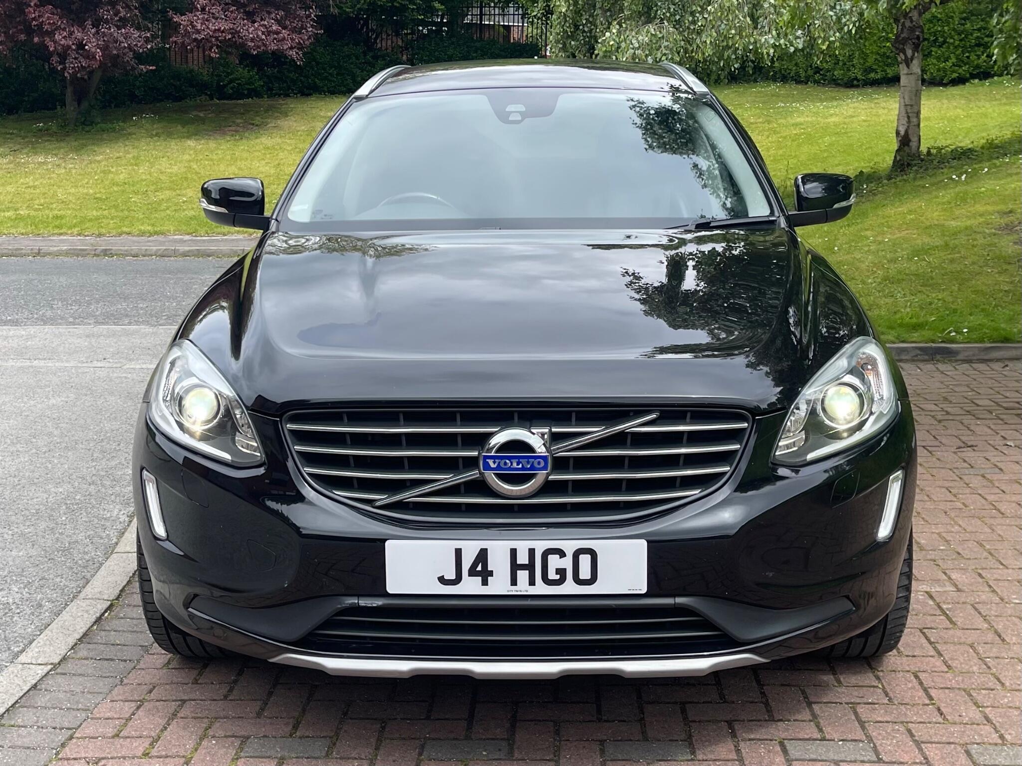 Volvo XC60 - Image 2