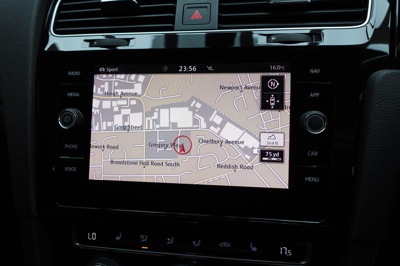 Volkswagen Golf - Image 2