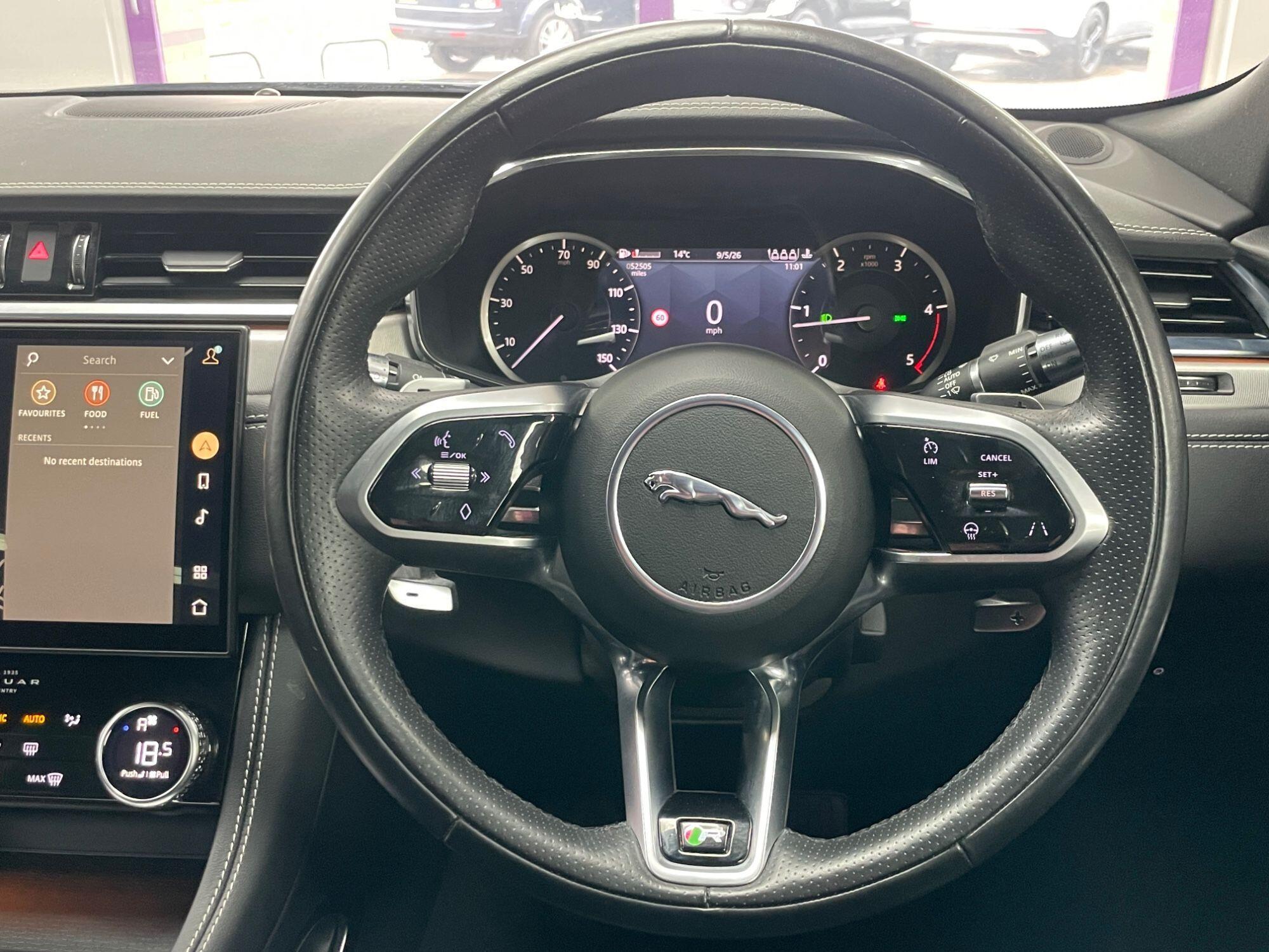 Jaguar F-Pace - Image 33