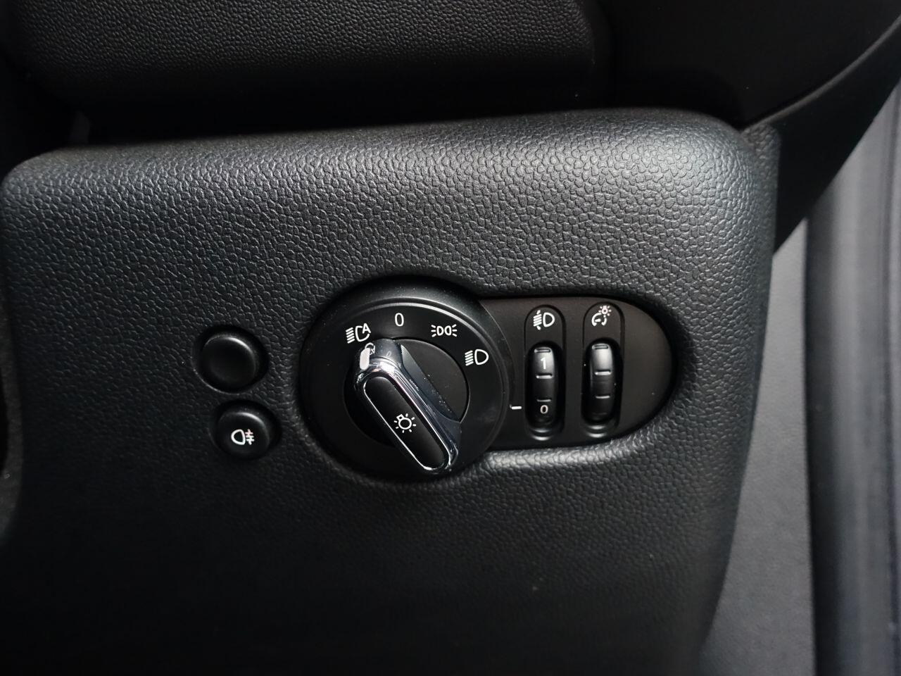 MINI Electric Hatch - Image 36