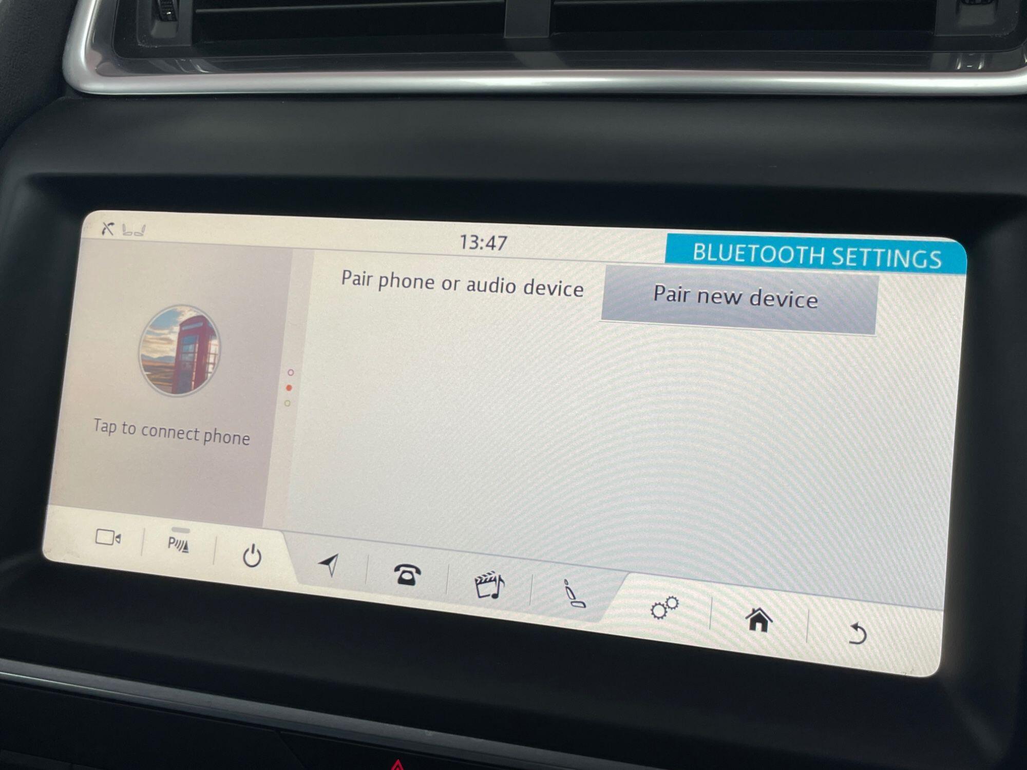 Jaguar E-Pace - Image 41