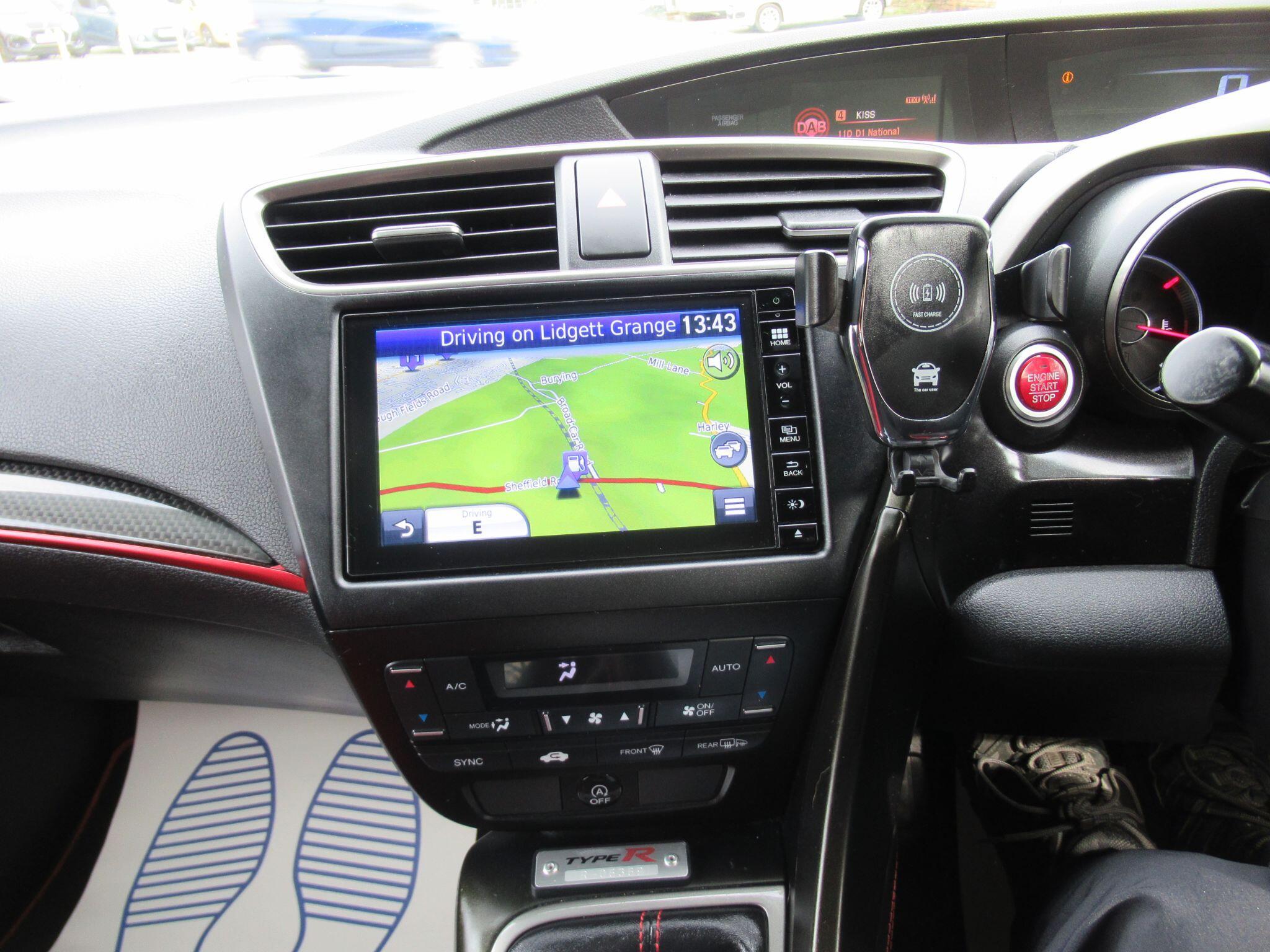 Honda Civic - Image 35