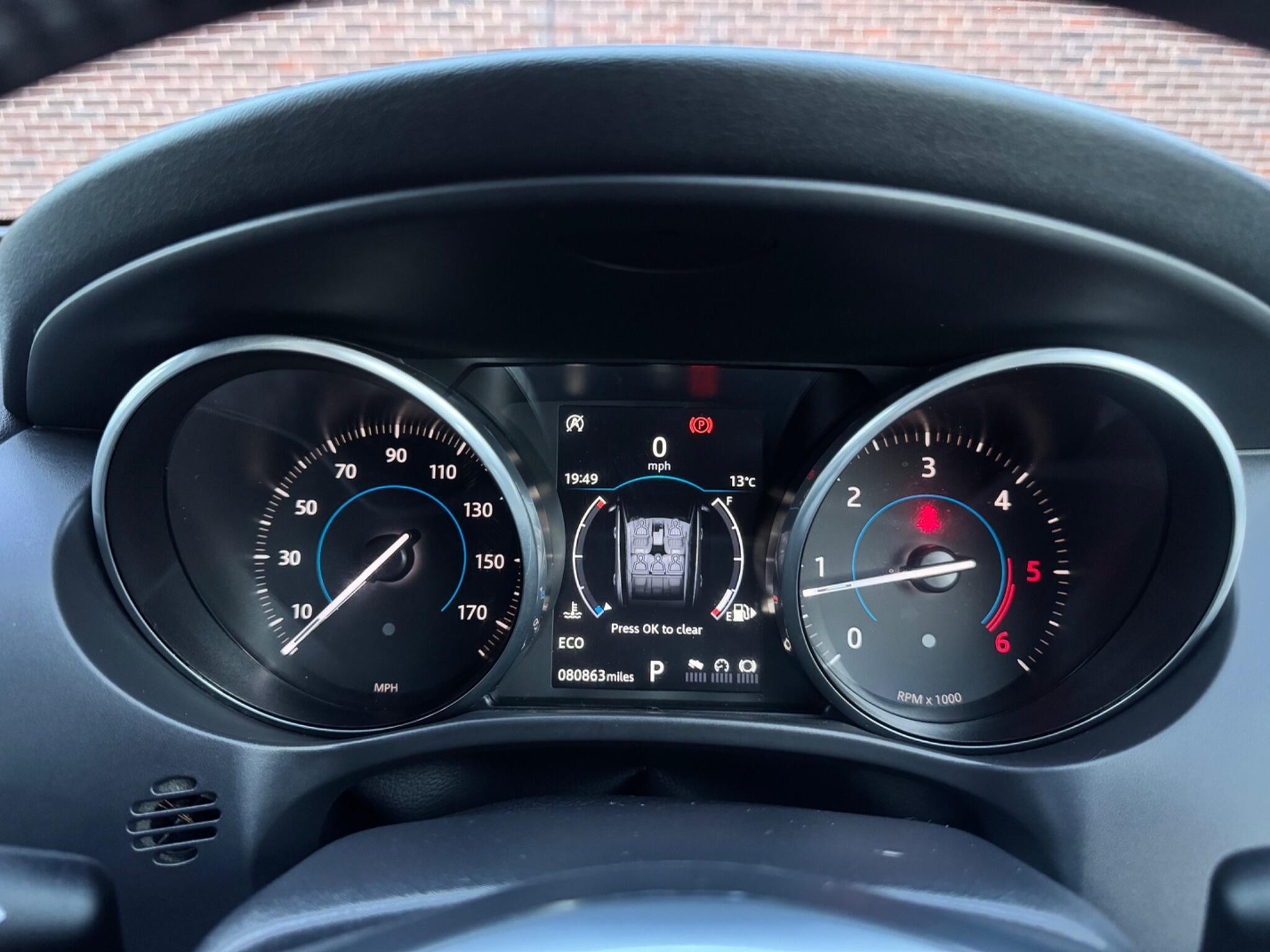 Jaguar F-Pace - Image 7