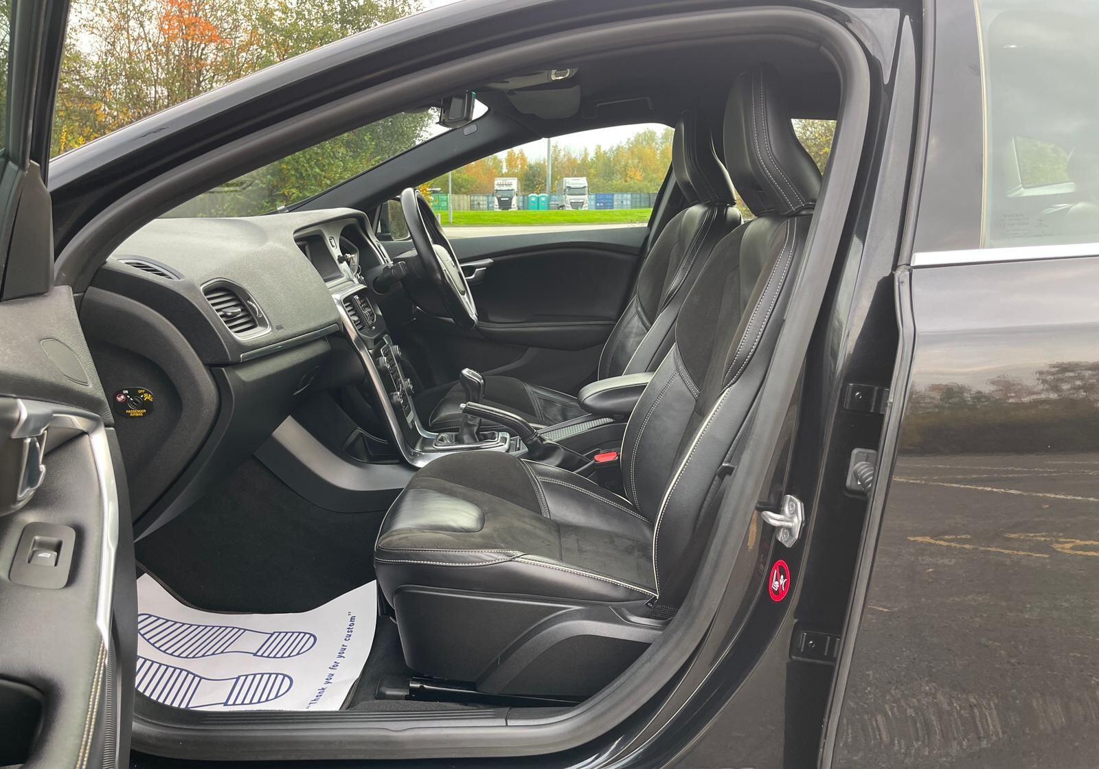 Volvo V40 - Image 46