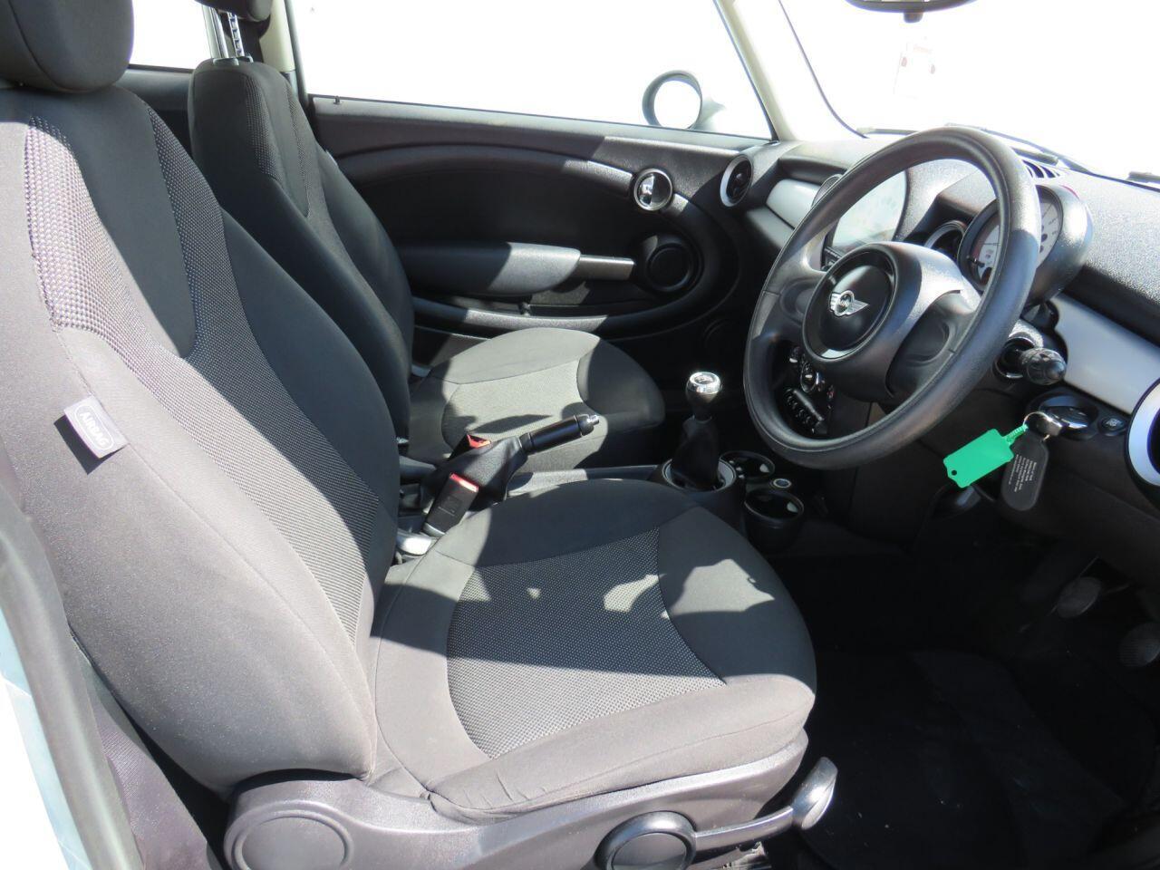MINI Hatch - Image 7