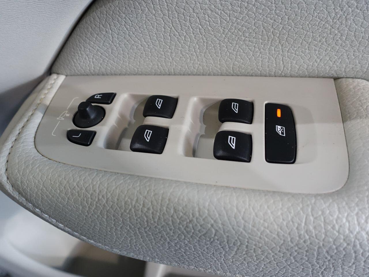 Volvo XC60 - Image 24